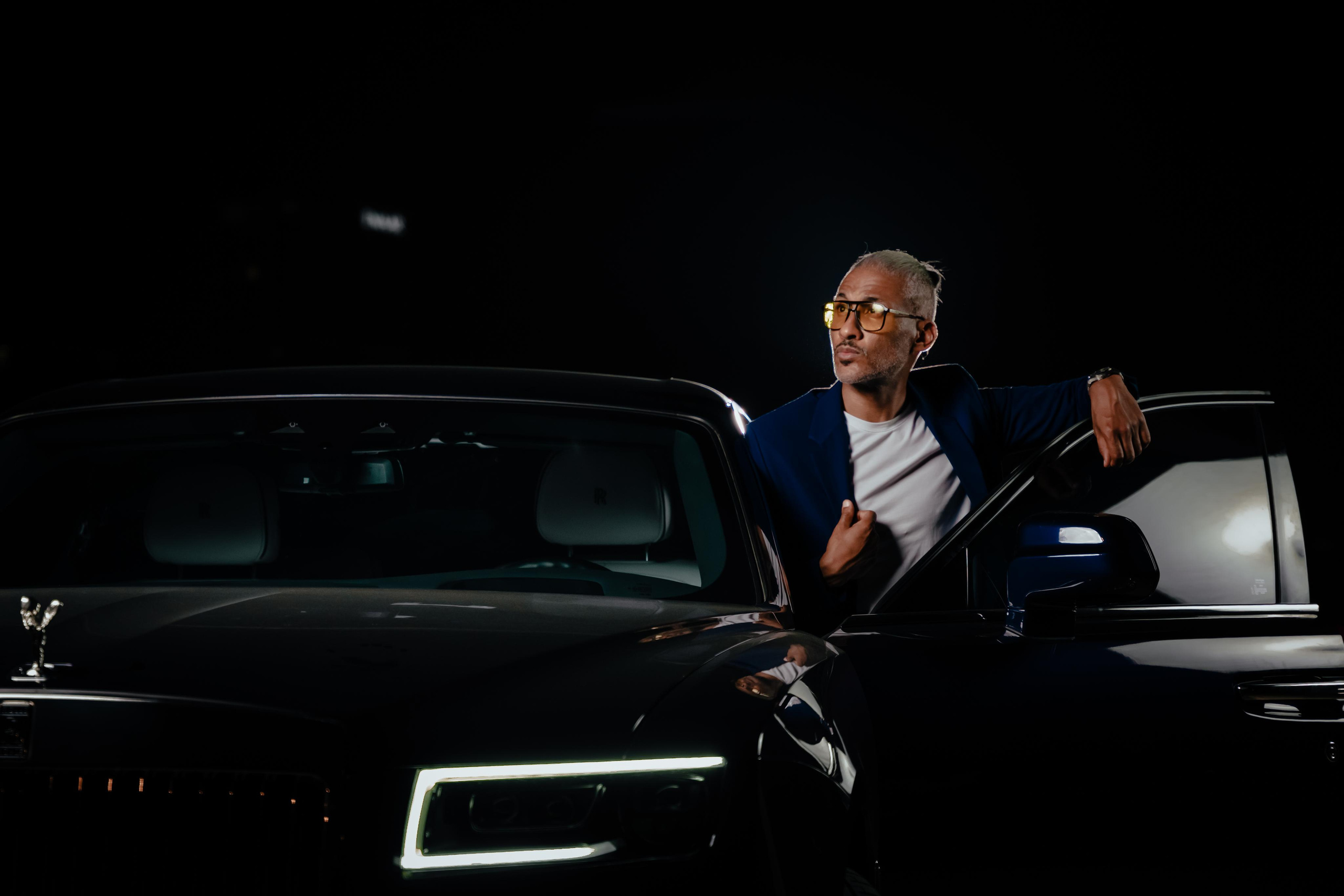 Photo shoot for rent a car. Photographer in Dubai Dmitry Gromov