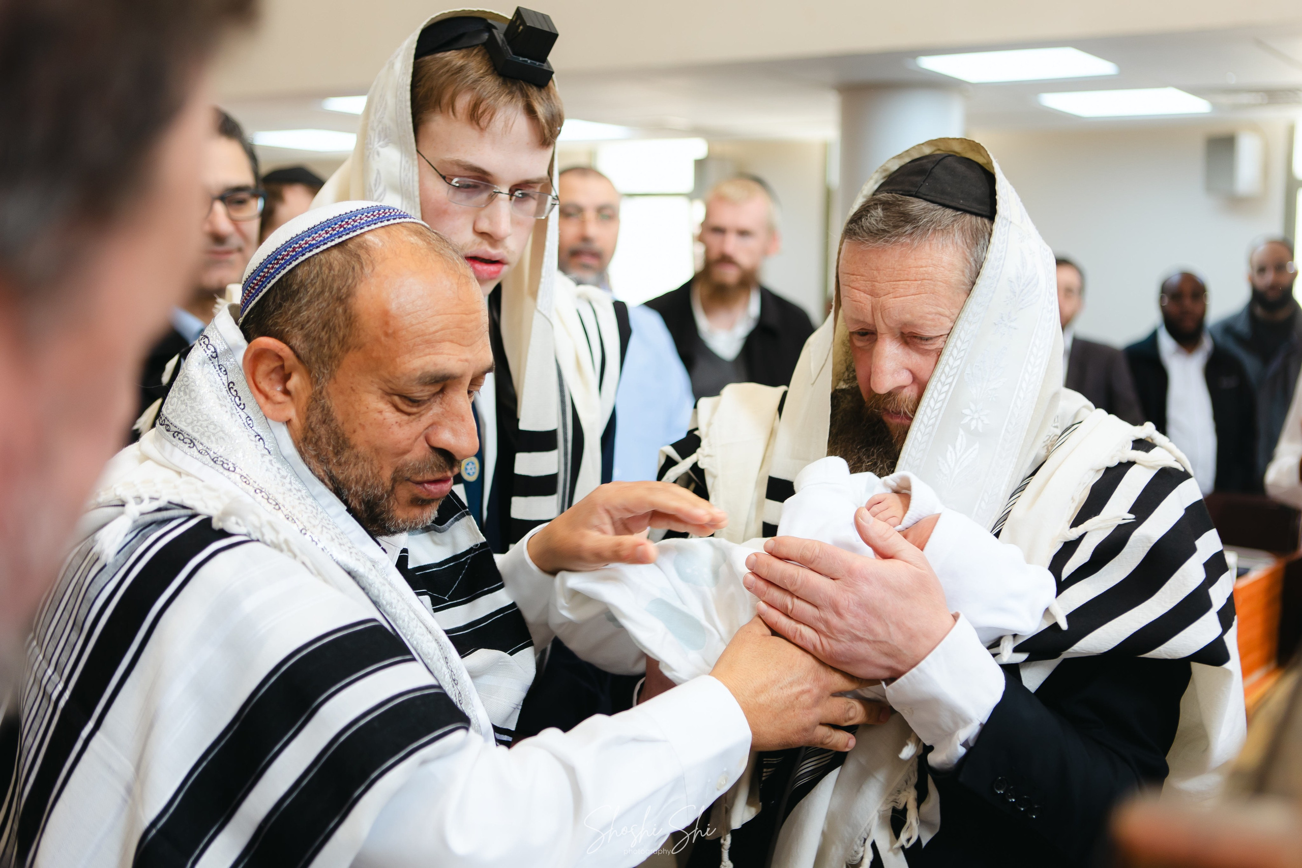 BRIT TWINS. Https://shi-photo.com/