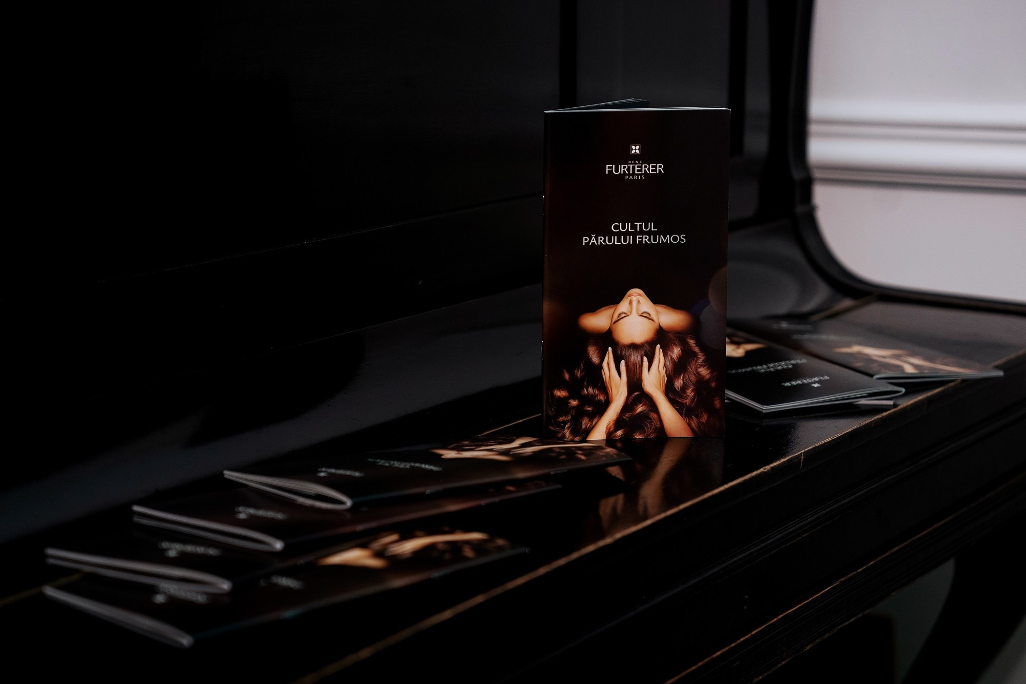 Fotografie Corporate Specializat in Lansări Produs si Serviciu. Fotograf Corporate Business