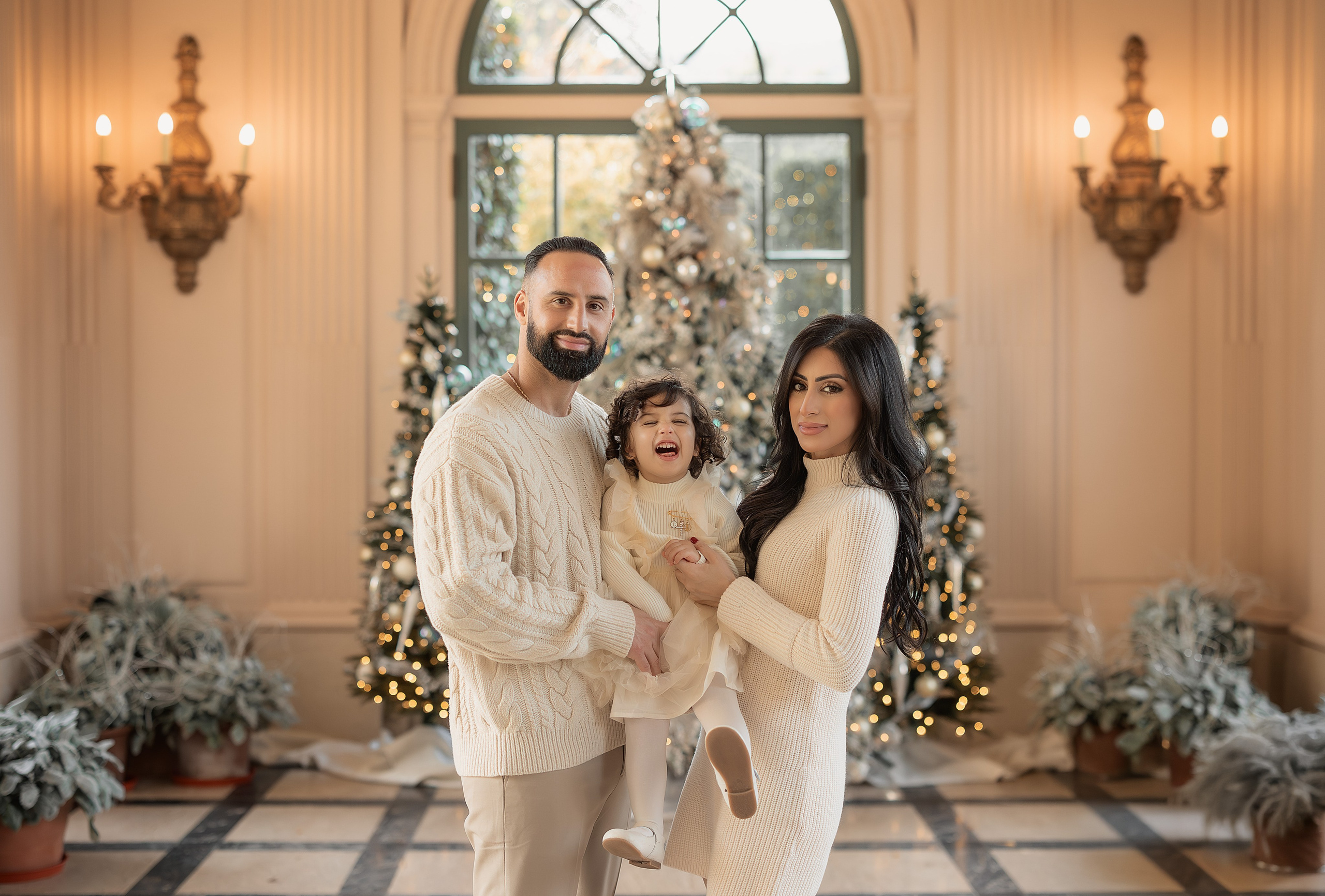 FAMILY & MATERNITY PHOTOGRAPHY. Couples & Families photographer in Bay Area, San Jose, California