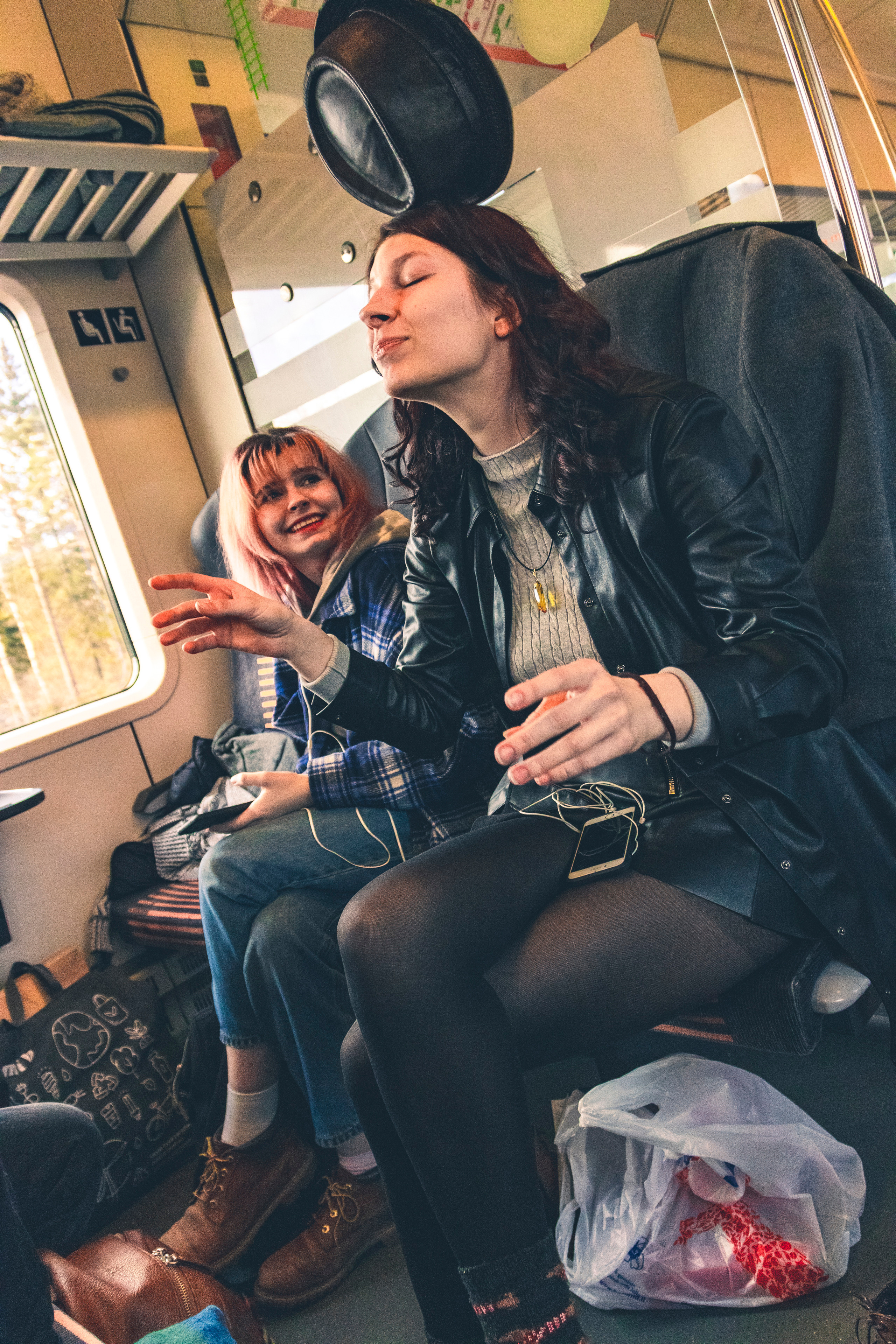 Rongisõit Turbasse (sõpruskond). Nebula 25 — Fotod teie hingele