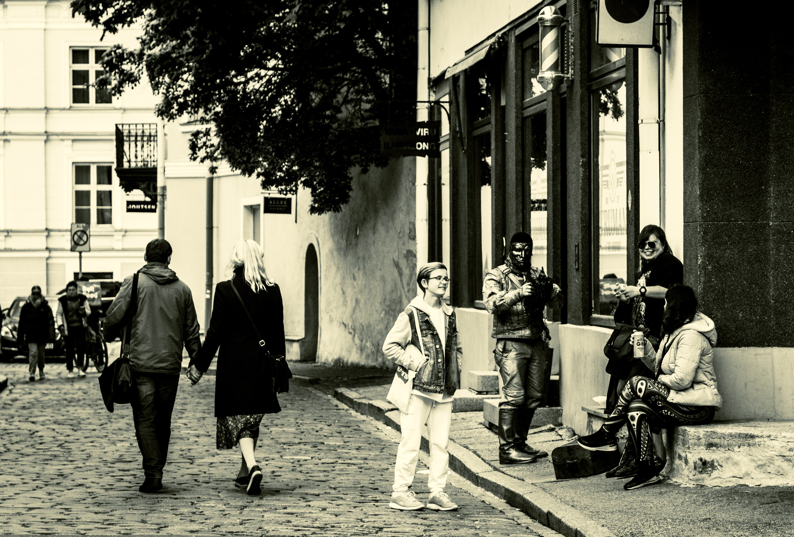 Kuldne komandör (Aleksei). Nebula 25 — Fotod teie hingele
