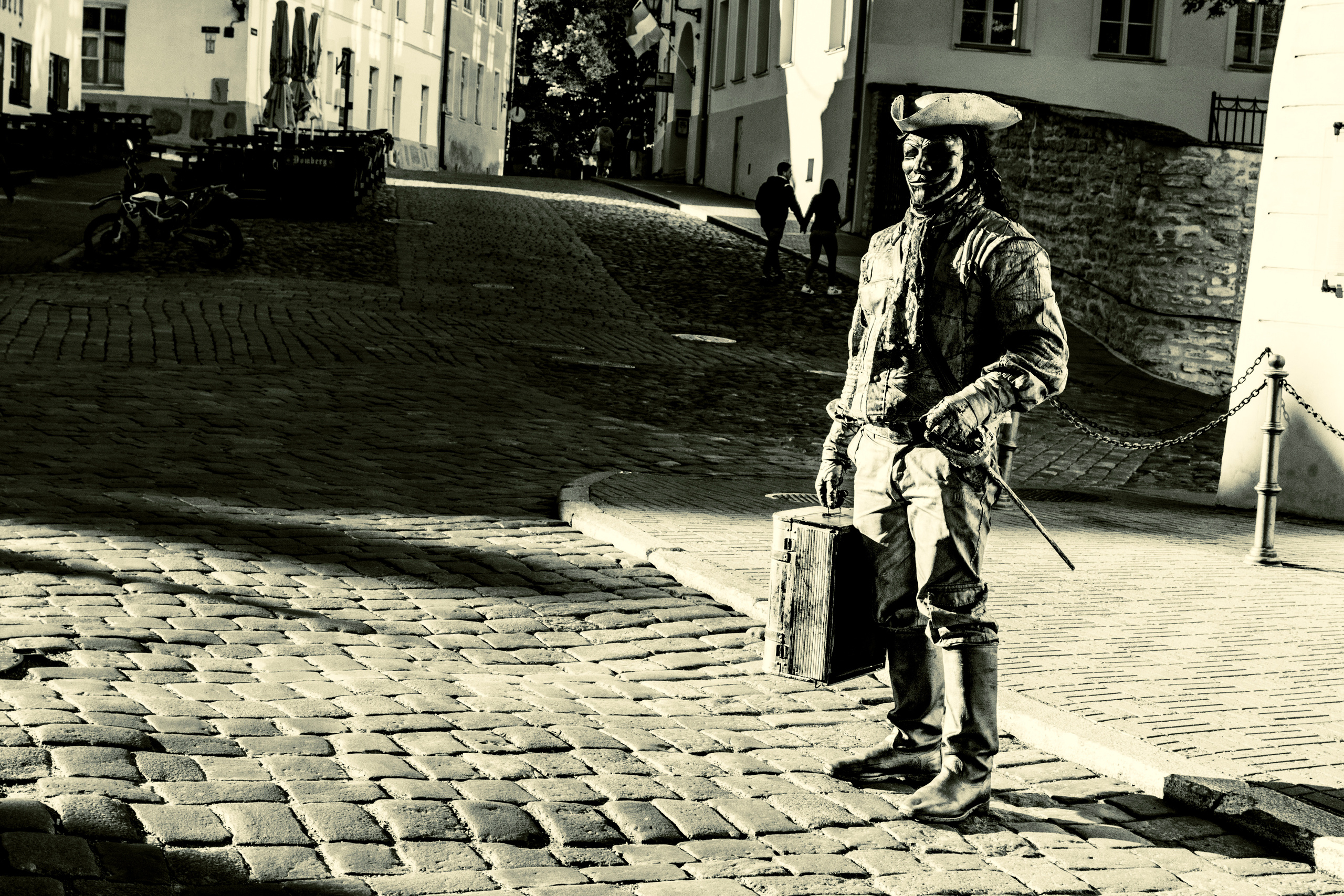 Kuldne komandör (Aleksei). Nebula 25 — Fotod teie hingele