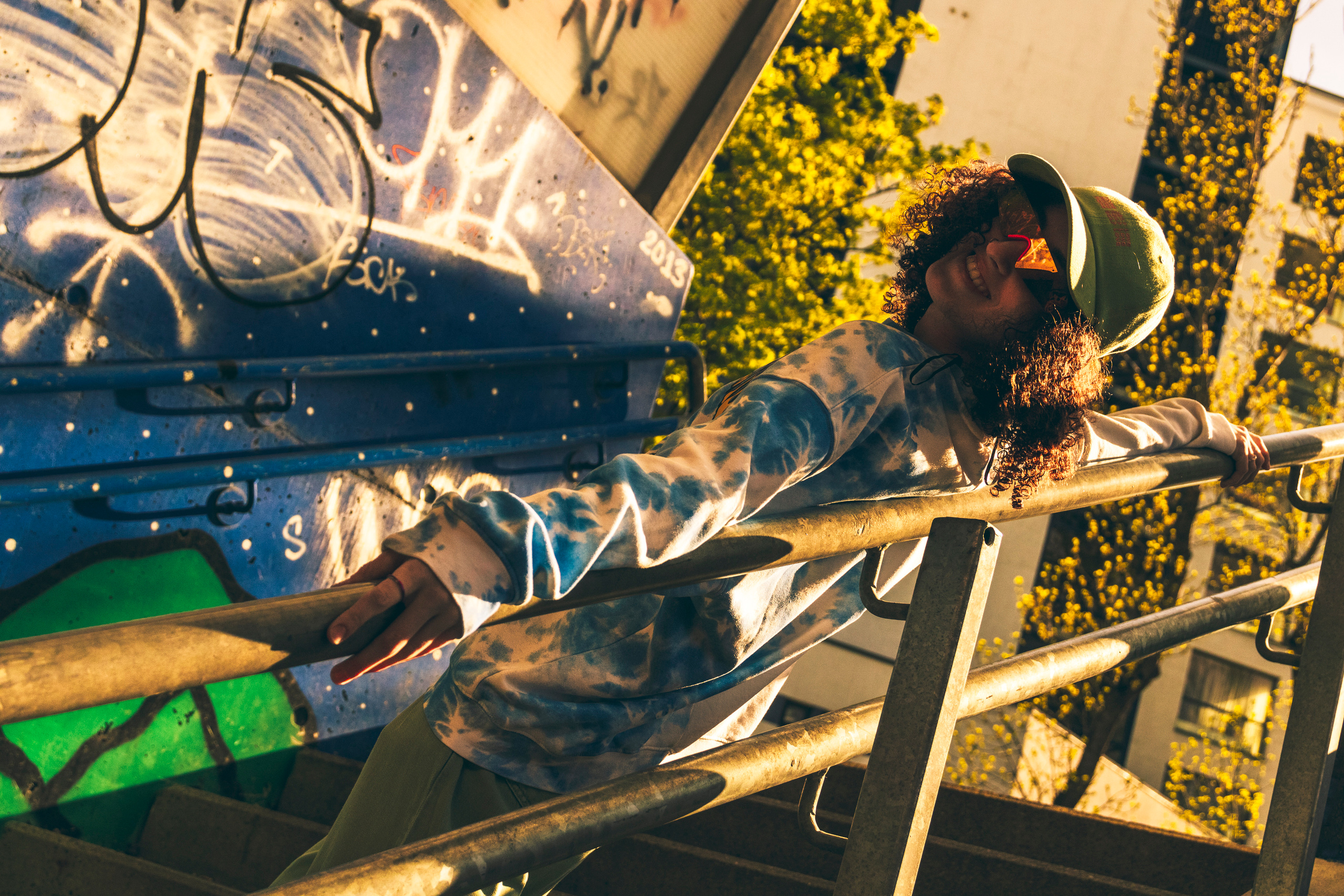 Dancing & Smoking (Diana). Nebula 25 — Fotod teie hingele