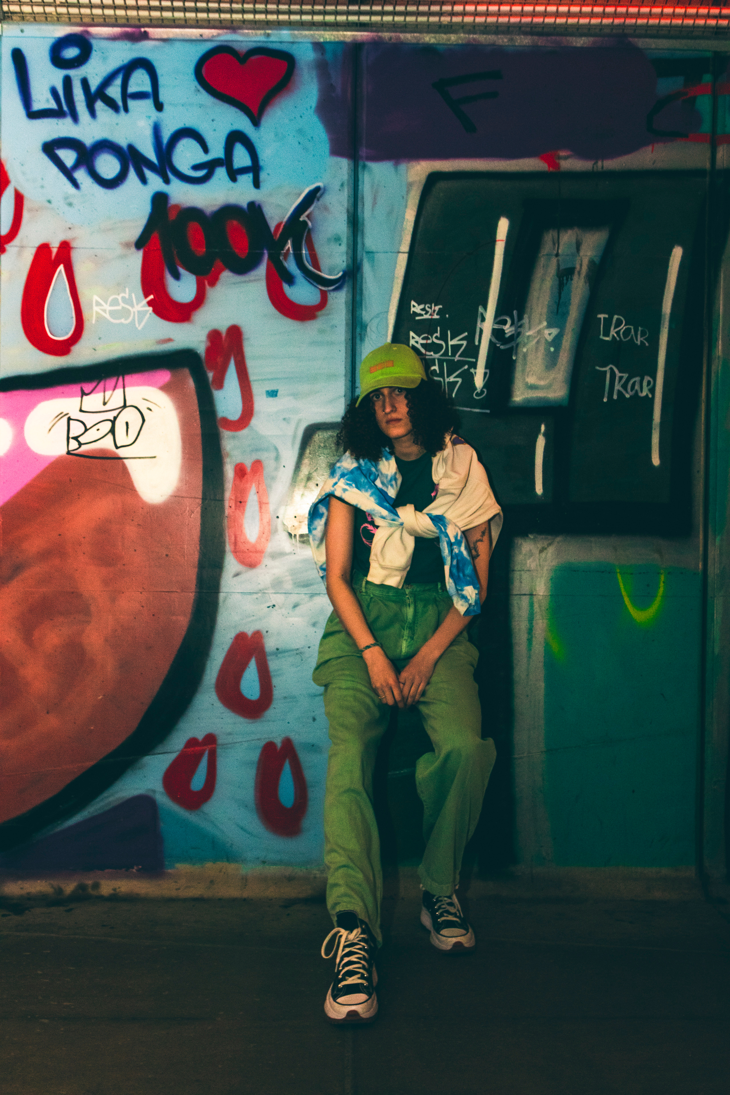 Dancing & Smoking (Diana). Nebula 25 — Fotod teie hingele