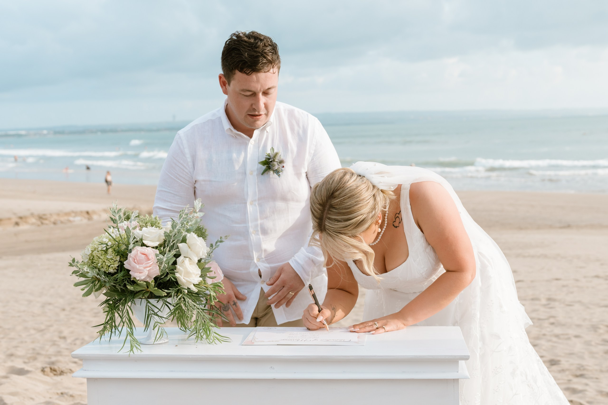 Ethan & Alyshia. Female Photographer in Bali