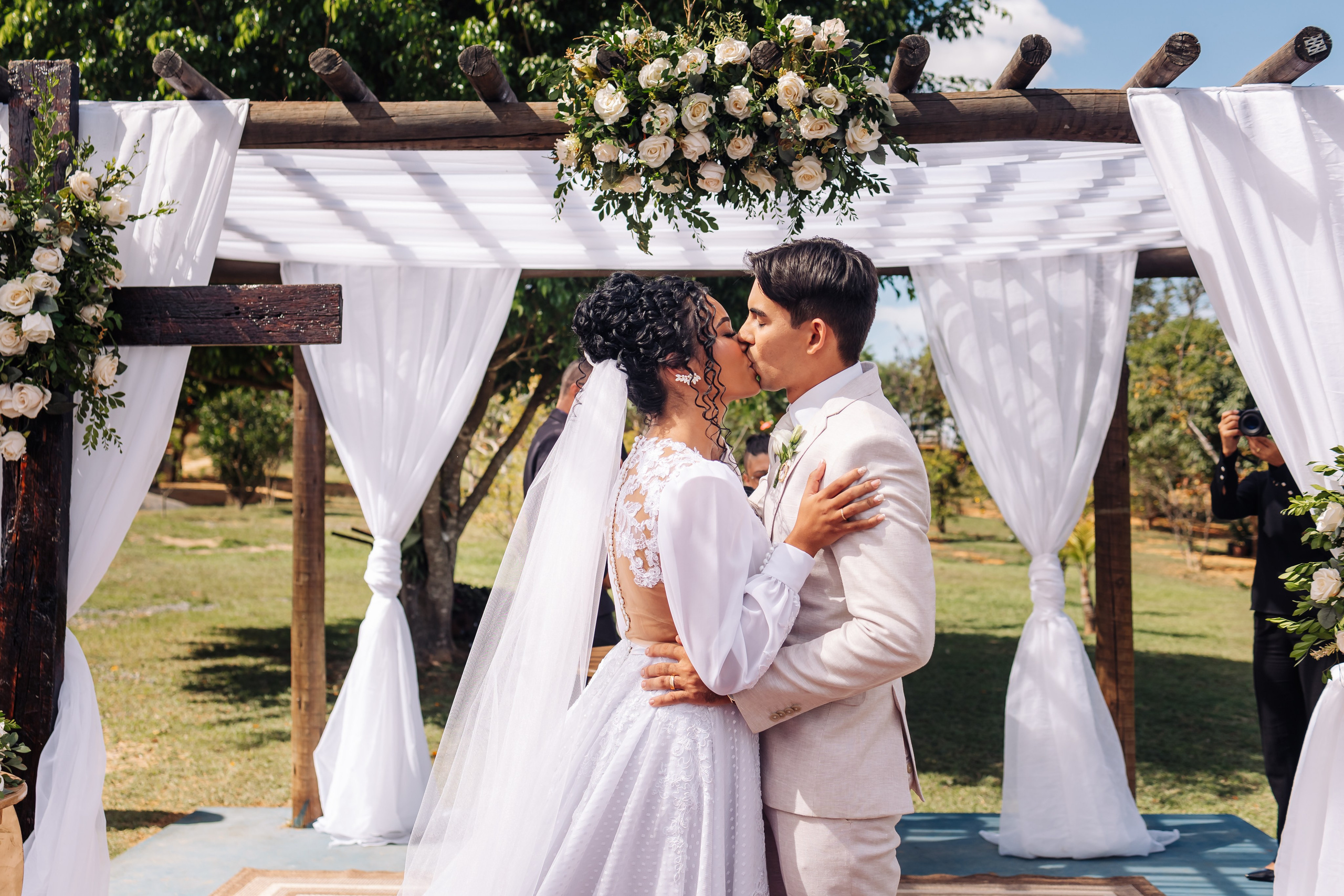 Kênia e Gabriel. Fotografia de casamento e ensaios | Montes Claros/MG