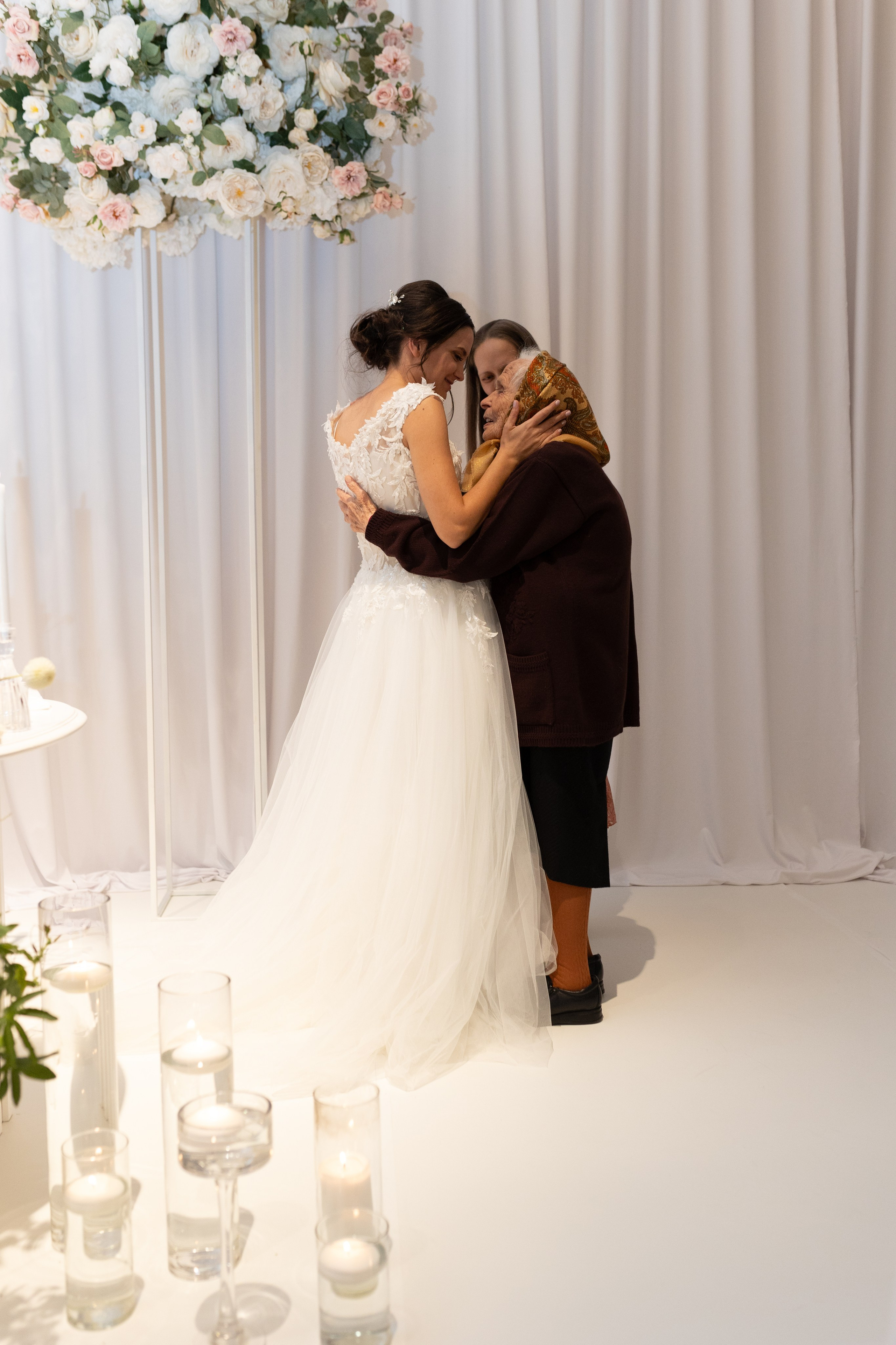 Max and Julia. Family and Wedding photographer