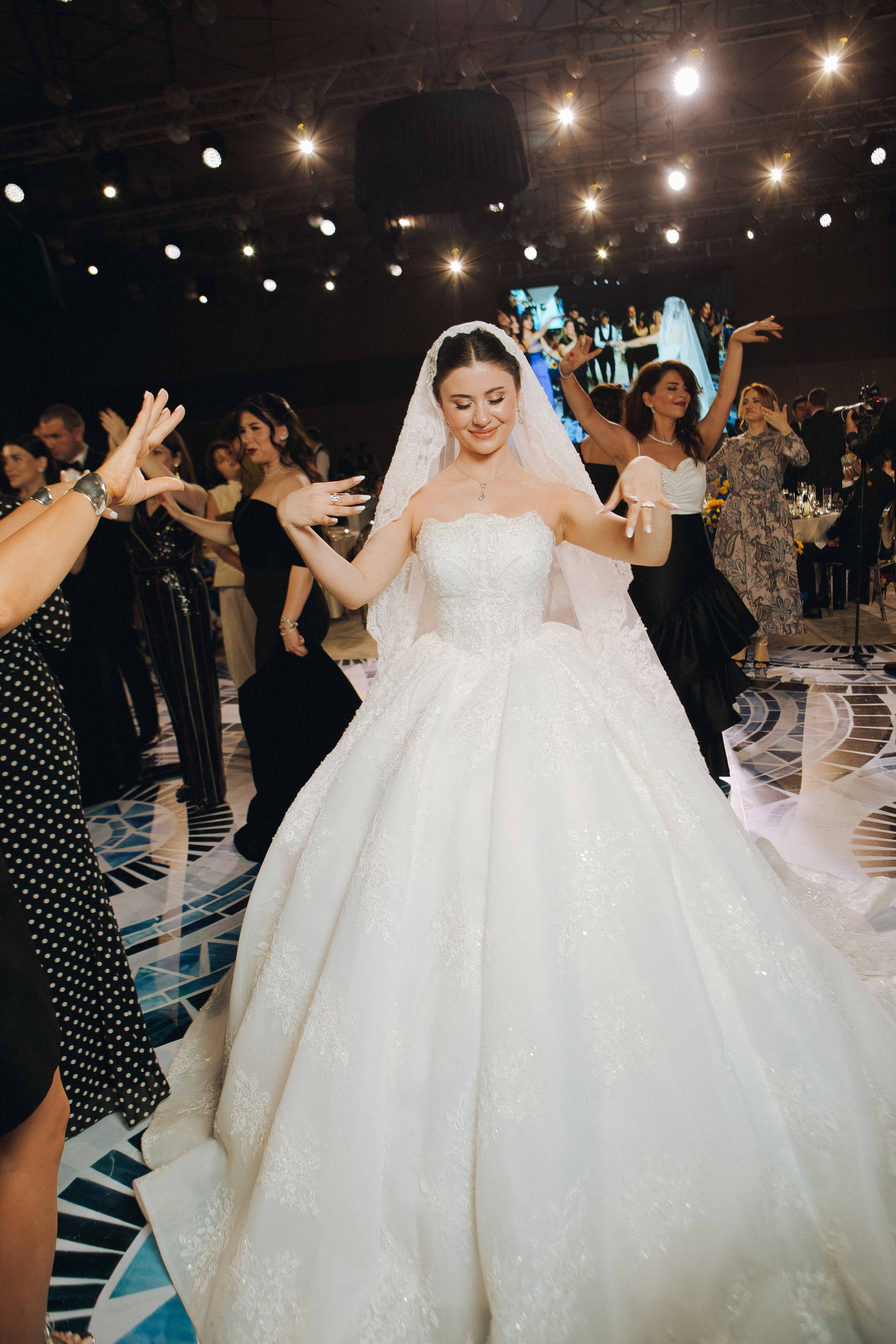 FARID&FARIDA. Wedding&Event photographer Ismail Rzayev in Baku