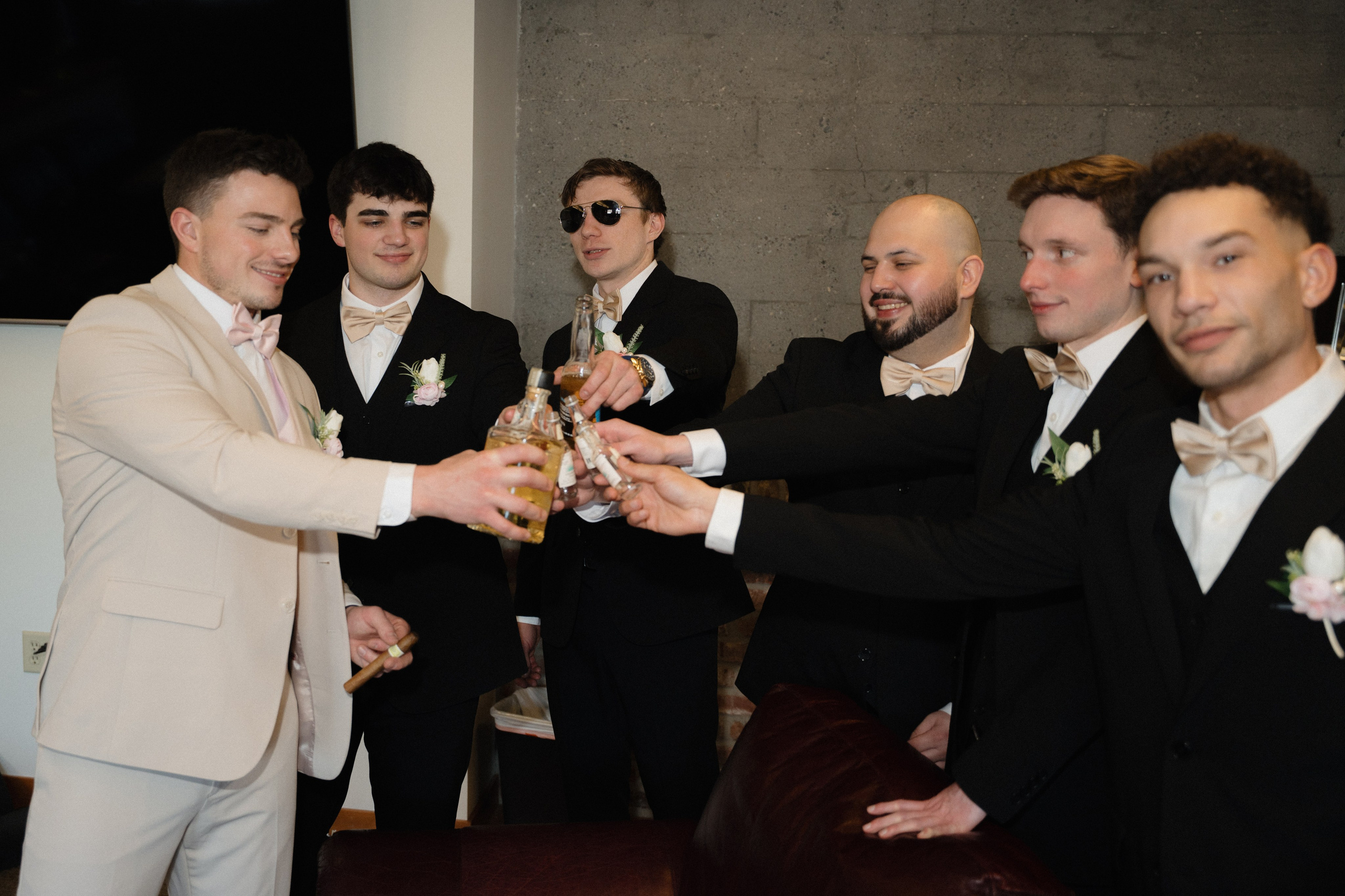 Emma and Tyler | Full Wedding day. Photographer in Washington Sophia D