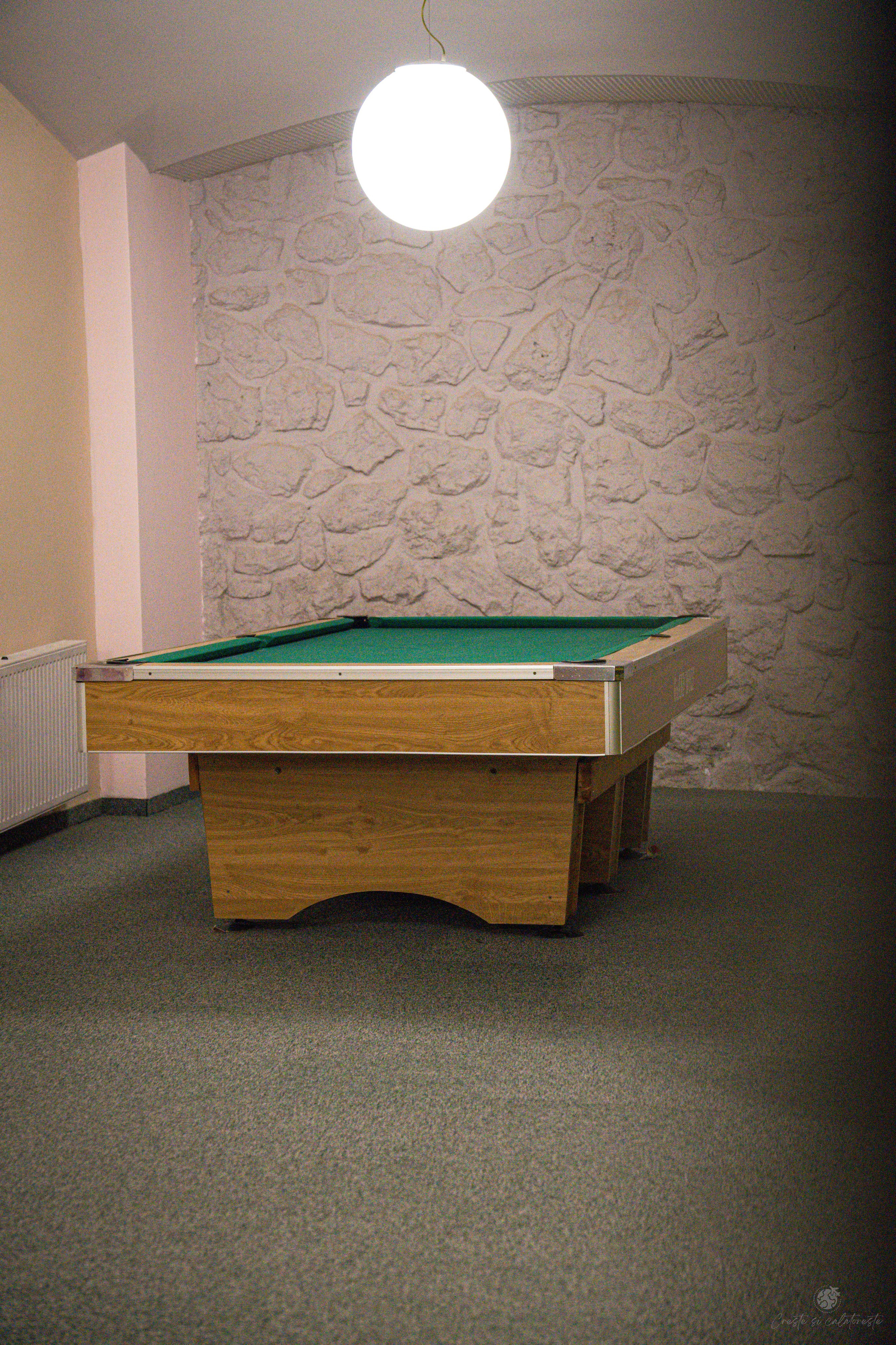 Ana Hotels. Creste si calatoreste