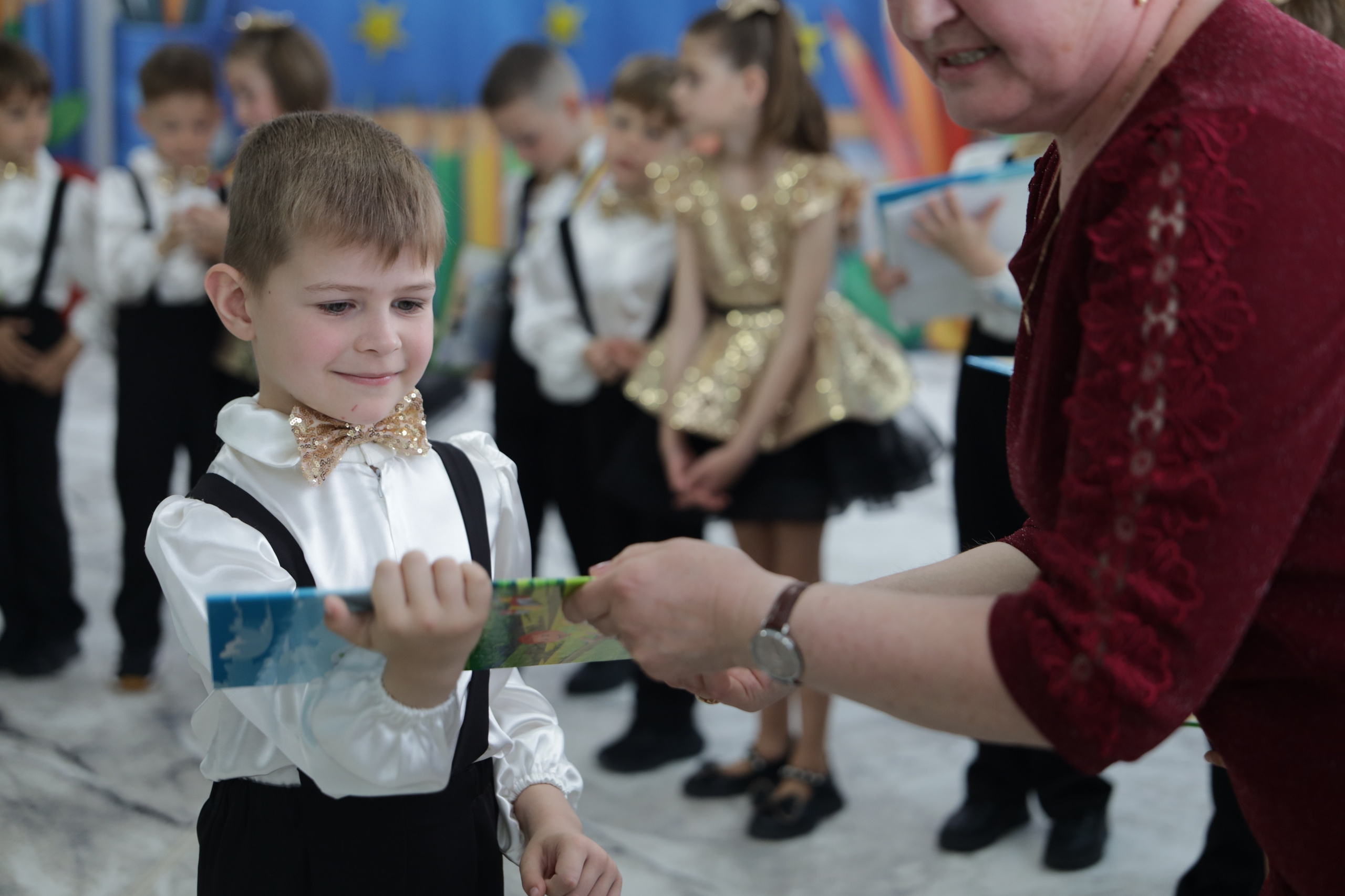 O filă de copilărie.... Alika Dia- Fotograf în Republica Moldova, Strășeni