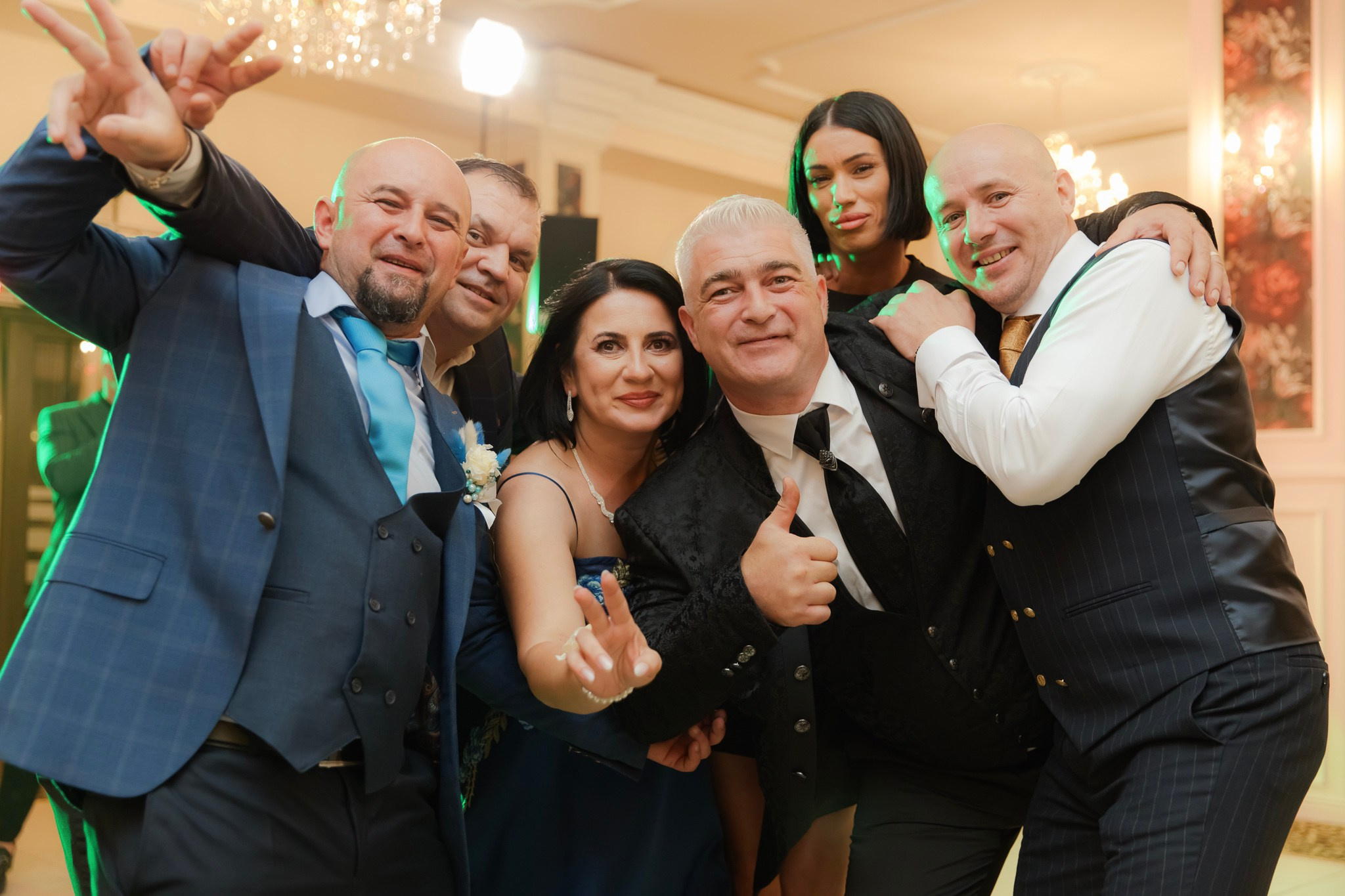 Mihai & Oana. Servicii foto-video profesionale, pentru momente de neuitat