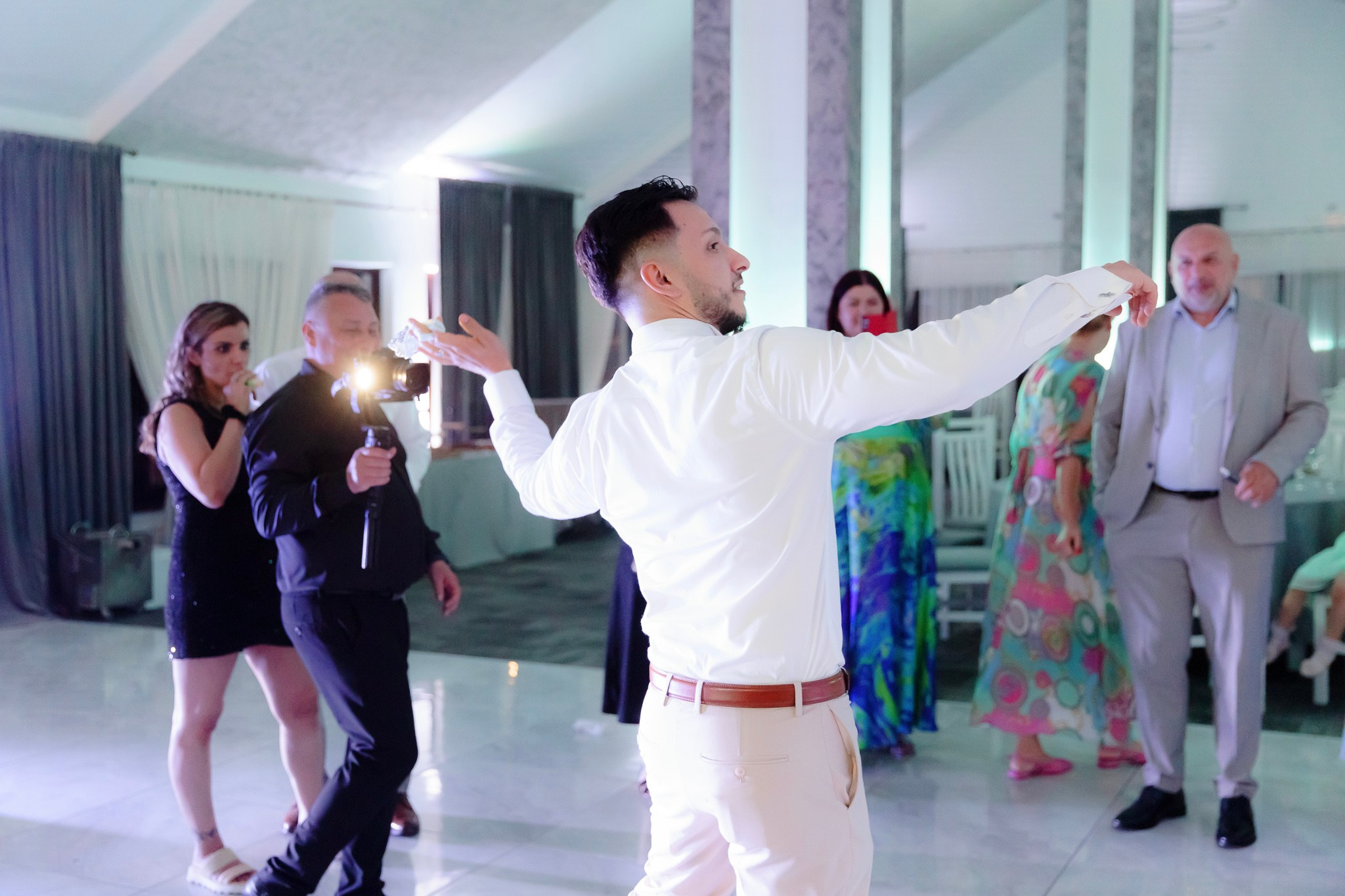 Ioana & Ionuț | Nuntă de poveste la Păstrăvăria Poiana din Mălini județul Suceava. Servicii foto-video profesionale, pentru momente de neuitat