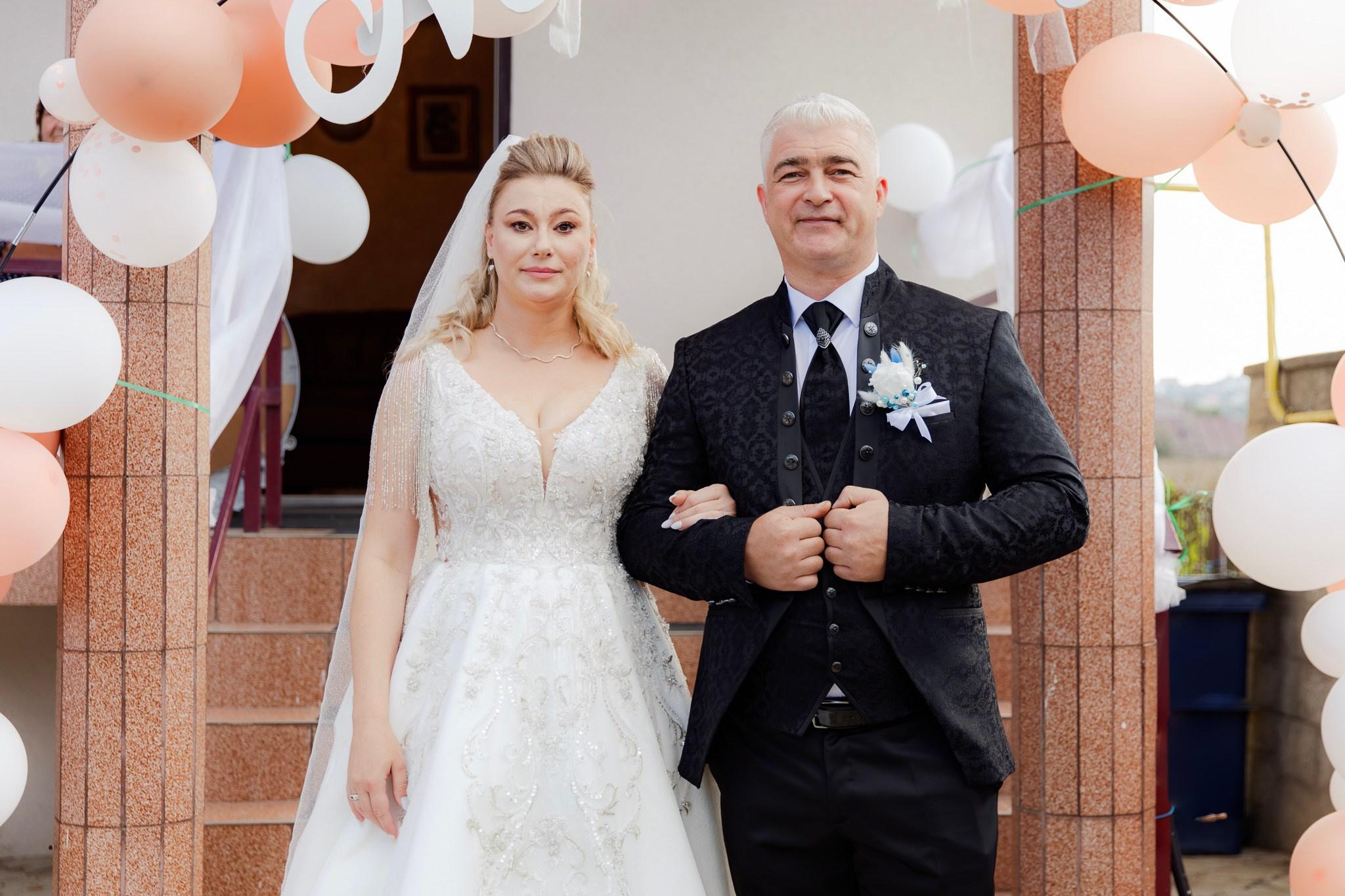 Mihai & Oana. Servicii foto-video profesionale, pentru momente de neuitat