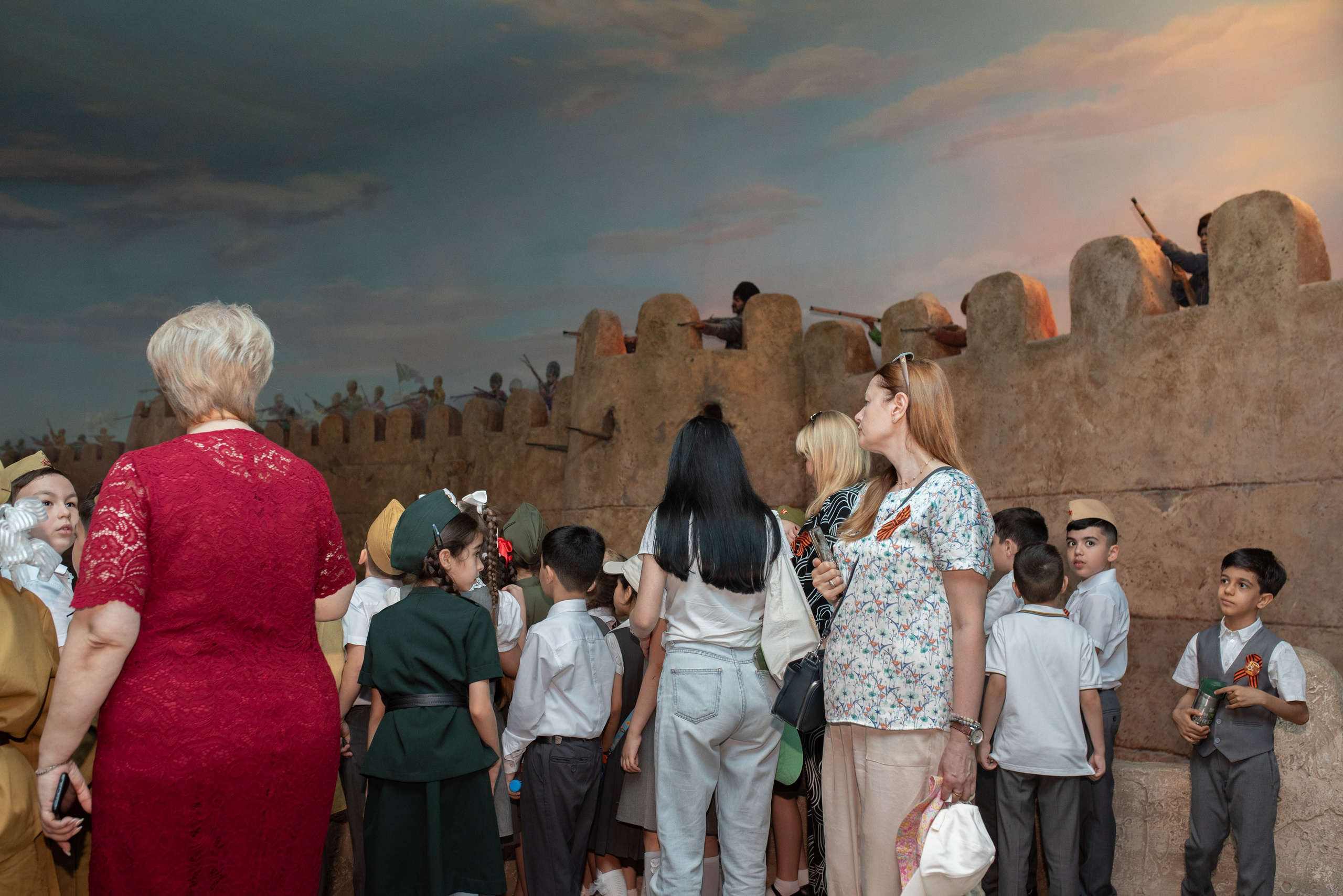 Вечный огонь 2"А» класс. Ваш фотограф в Ашхабаде Гамлет Осипов