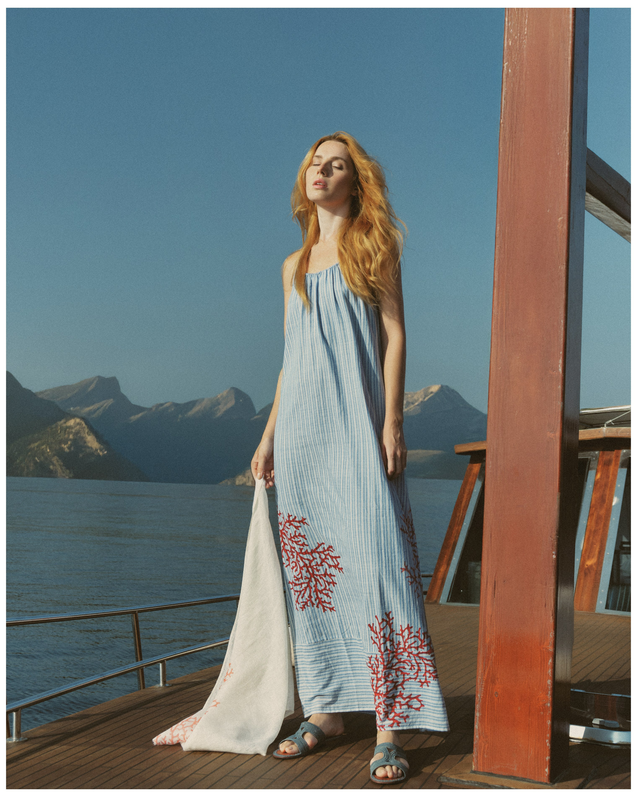 Ethne Summer'24. Commercial fashion photographer based in Turkey and Europe