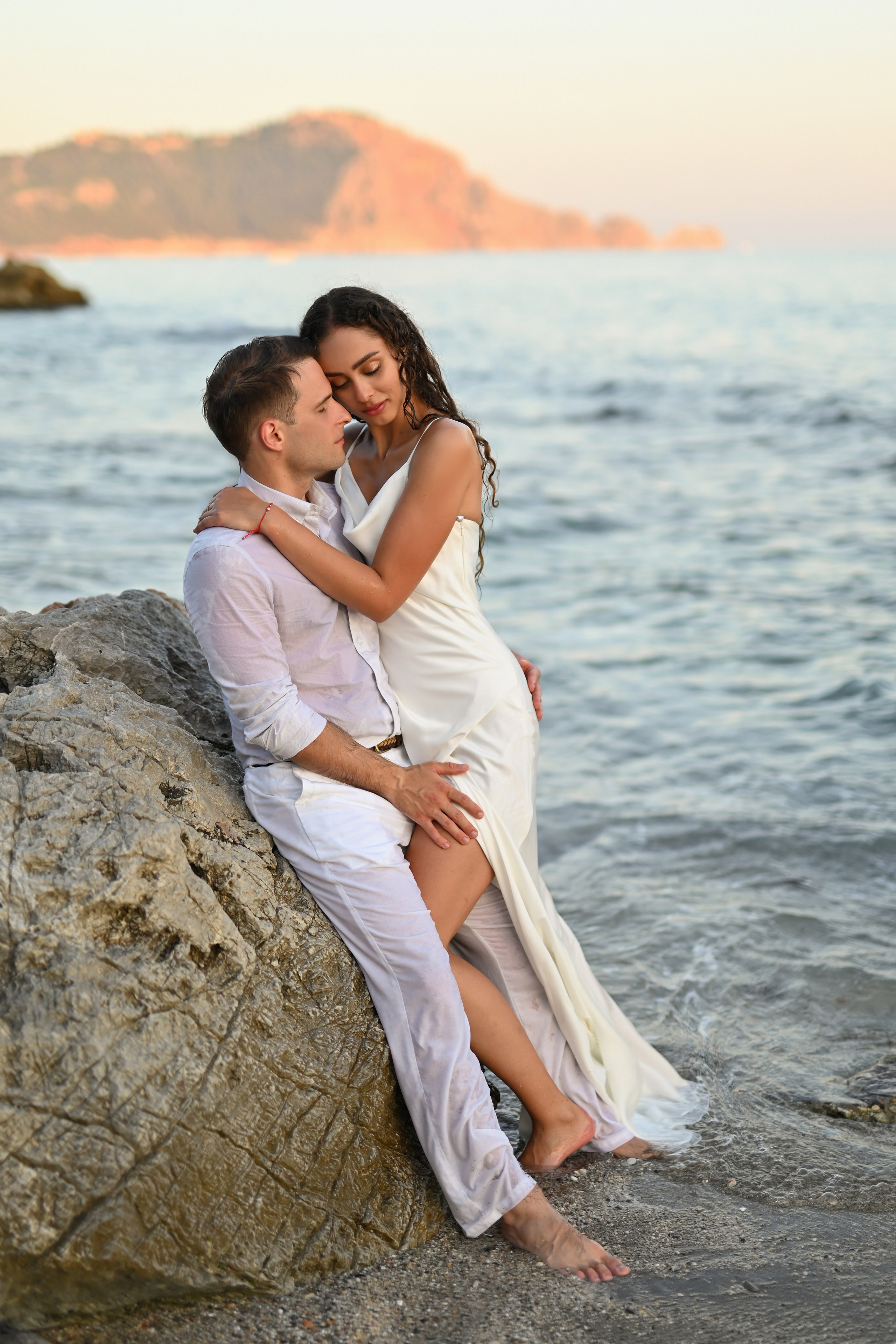 Love story на пляже Клеопатра. Photographer in Alanya, Side, Manavgat. Türkiye