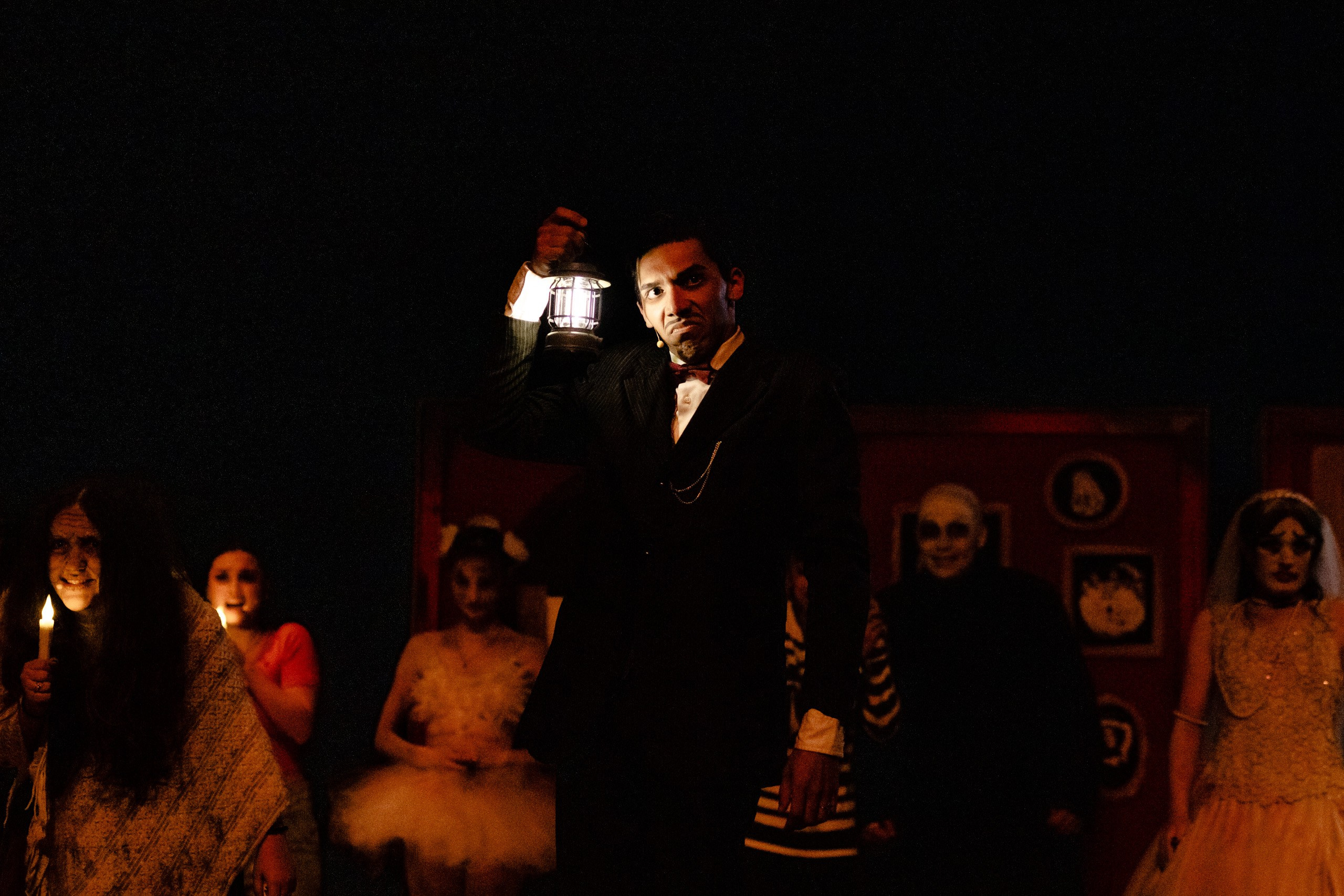 Espetáculo A Família Addams — Grupo de Teatro Univali