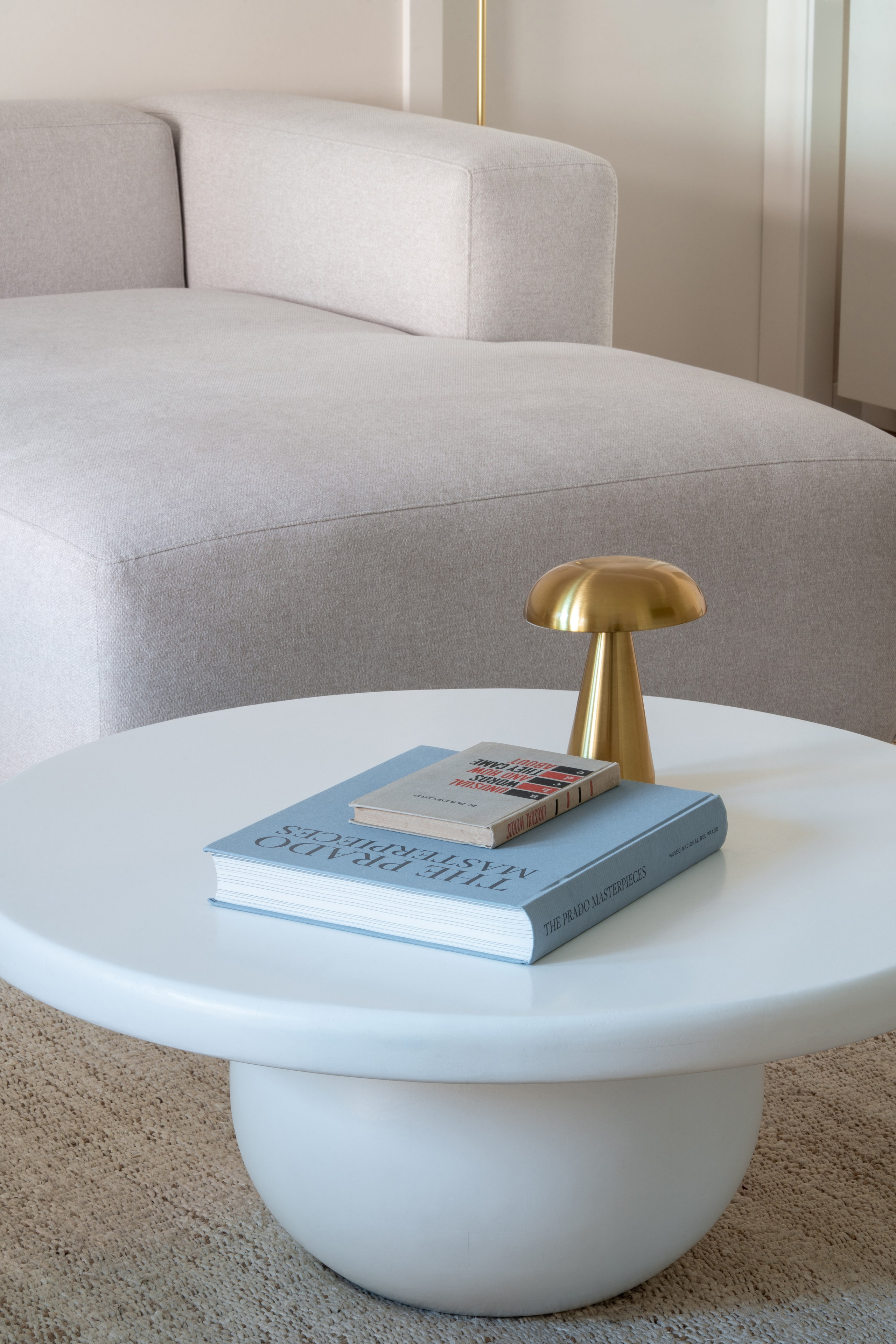 Lisbon Apartment by Baladinsky. Maria Sher. Professional photographer from Porto, Portugal