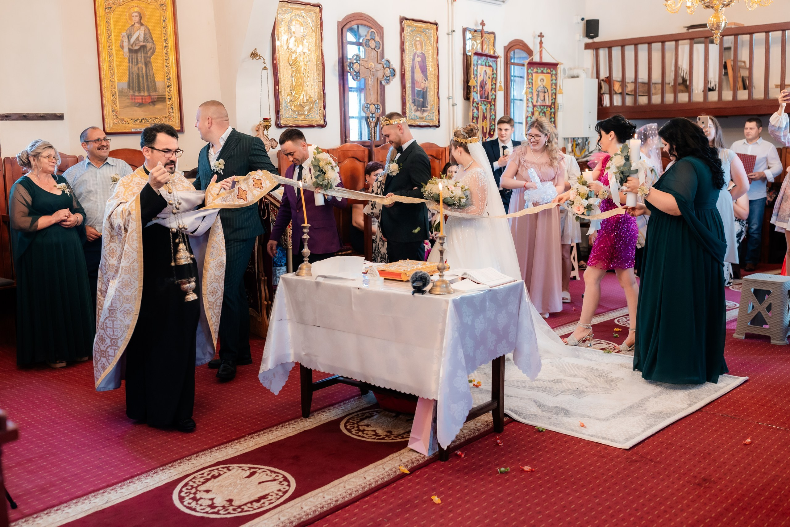 * fotograf stare civilă Siret* fotograf Bucovina* fotograf nuntă Suceava* fotograf Iași Botoșani* stare civilă tradițională* ie românească nuntă* AlinoFotoStudio* fotograf Andrei și Andreea- Alin Chirilă fotograf – stare civilă Siret, Suceava, Andrei și Andreea în ie tradițională, poveste spusă prin fotografiefotograf stare civilă Siret Suceava Alin Chirilă – miri îmbrăcați în costum tradițional bucovineanAlin Chirilă fotograf nuntă Siret Suceava – stare civilă autentică în Bucovina, emoții realefotograf Siret Suceava Alin Chirilă – Andrei și Andreea la starea civilă în ie tradiționalăstare civilă Siret fotograf Alin Chirilă – cadre naturale cu miri în costum popular din Bucovinafotograf nuntă Siret Suceava Alin Chirilă – povestitor prin fotografie, moment emoționant la starea civilăAlin Chirilă fotograf stare civilă Siret – iubire autentică surprinsă în stil documentarfotograf Bucovina Siret Alin Chirilă – stare civilă în ie tradițională, cadre pline de emoțieAlin Chirilă fotograf Suceava – Andrei și Andreea spun DA la starea civilă în Siretfotograf stare civilă Suceava Siret Alin Chirilă – poveste de iubire în stil tradițional românesc - Alin Chirilă fotograf profesionist, AlinoFotoStudio, fotograf evenimente Siret, Suceava County, Iași, Bacău County, Botoșani, Neamț County, fotograf nunți, botezuri, cununii civile, portrete și momente autentice surprinse elegant.- Alin Chirilă surprinde momente elegante de nuntă și evenimente speciale prin AlinoFotoStudio, fotograf disponibil în Siret, Suceava County, Iași, Bacău County, Botoșani și Neamț County, specializat în nunți, botezuri și cununii civile. - Alin Chirilă fotograf profesionist, AlinoFotoStudio, fotograf nuntă și evenimente în Siret, Suceava, Iași, Bacău, Botoșani și Piatra Neamț, fotograf nunți, botezuri, cununie civilă, ședințe foto, trash the dress, logodnă, familie, portrete și fotografii autentice. - AlinoFotoStudio by Alin Chirilă, fotograf evenimente premium în Suceava County, Iași County, Bacău County, Botoșani County și Neamț County, fotograf de familie, fotograf ceremonii religioase, petreceri și momente emoționante. - Alin Chirilă fotograf, povestitor prin fotografie, servicii foto profesionale pentru mireasă, mire, pregătiri nuntă, biserică, restaurant, valsul mirilor, tradiții românești și amintiri de neuitat în Moldova.