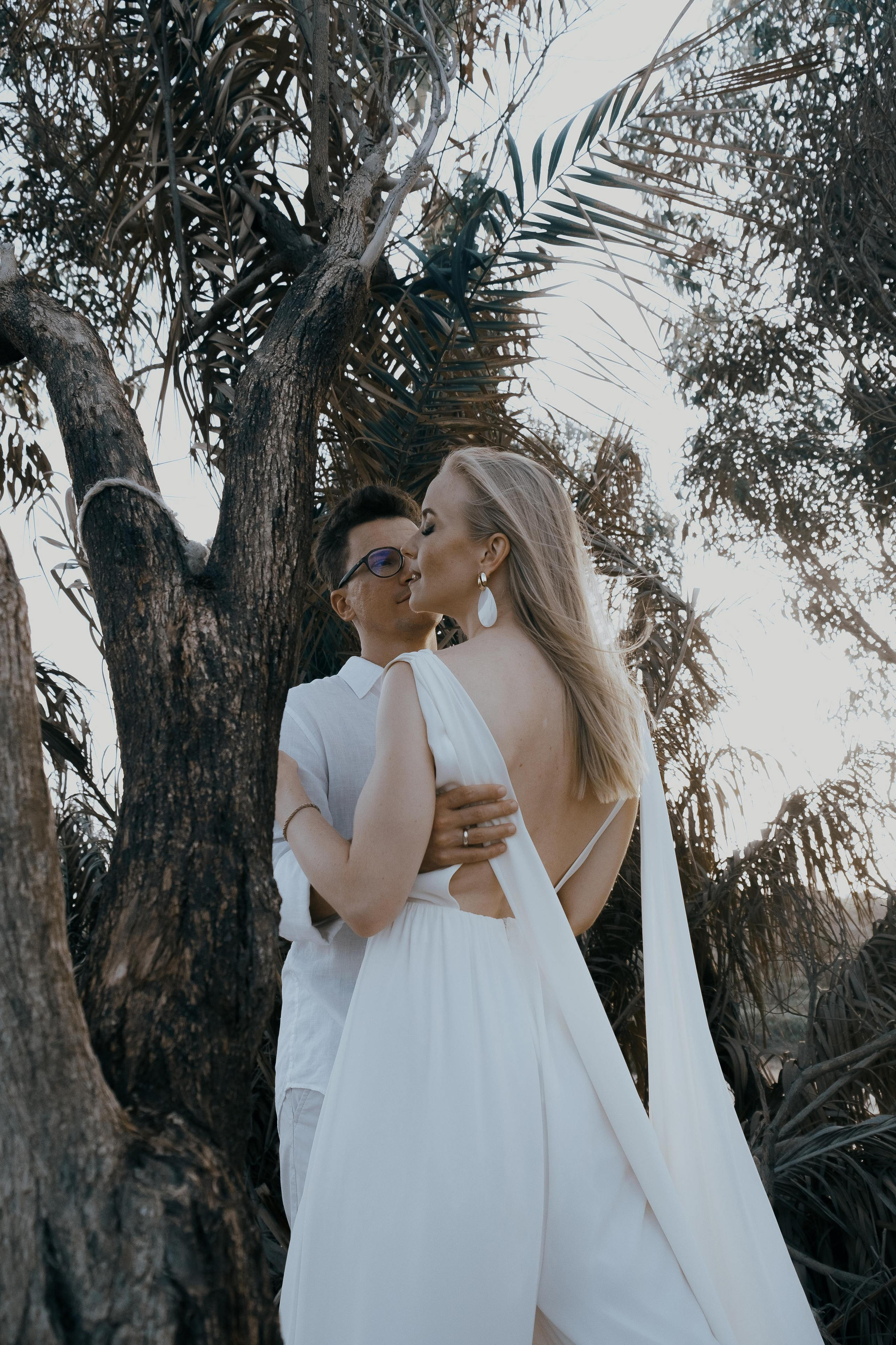 Vika & Slava: Лав стори на диком пляже в Испании