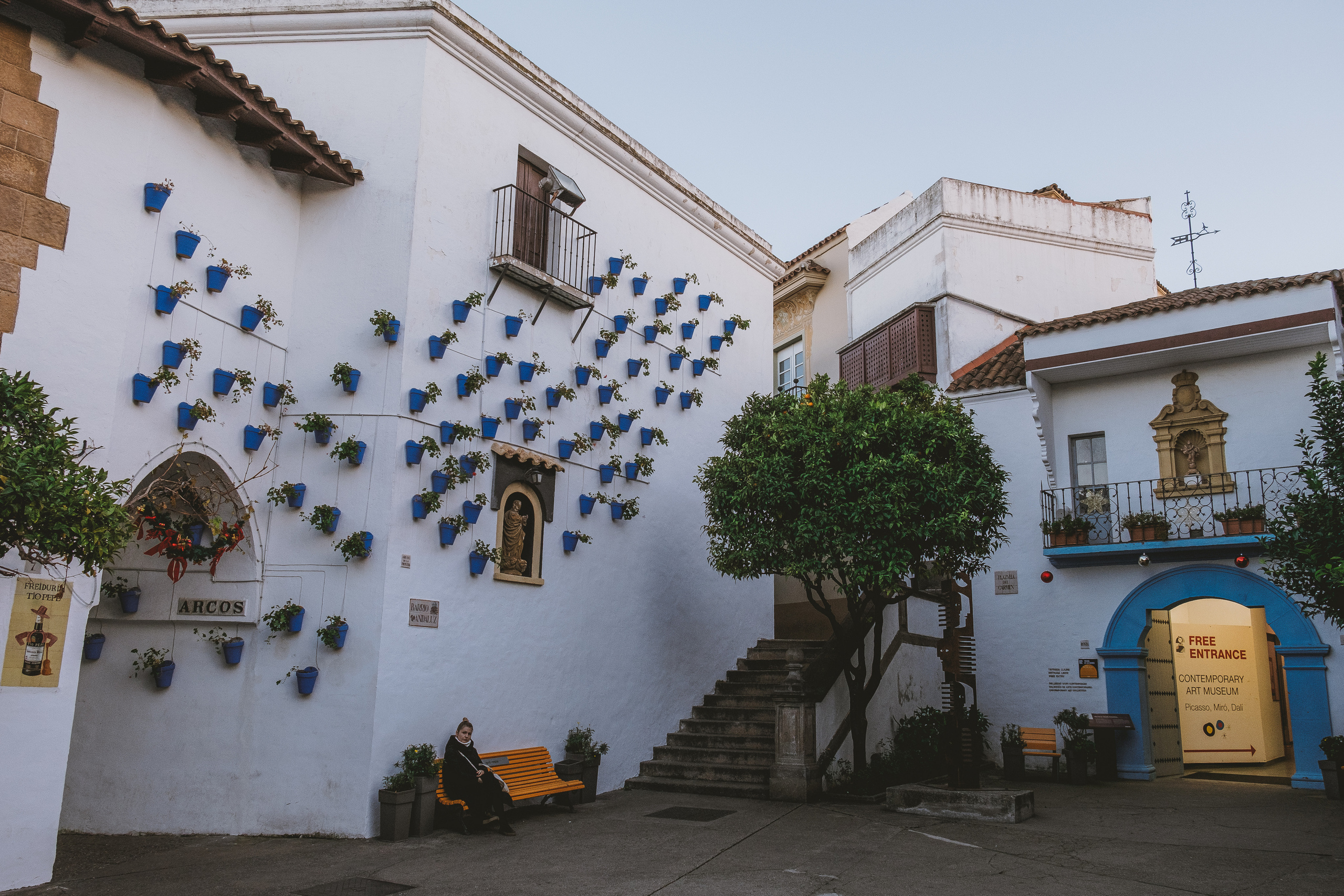 Poble Espanyol (Испанская деревня, исп. Pueblo Español)
