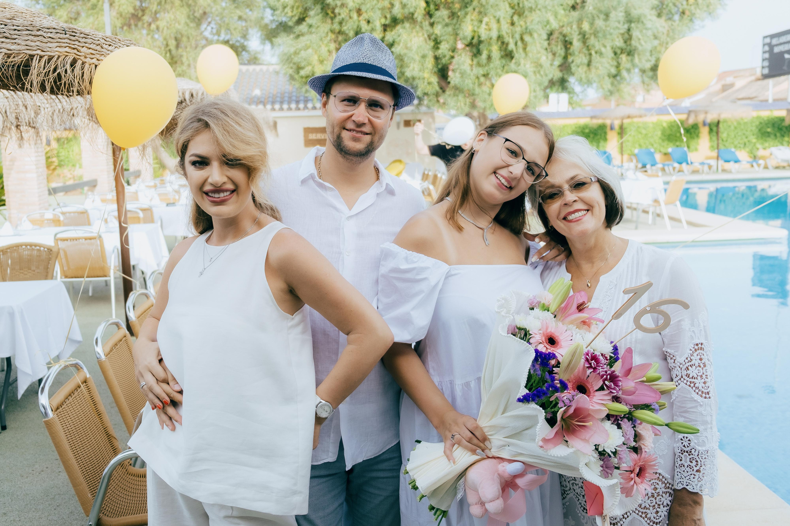 Photographer for birthday in Torre de la Horadada — lively and stylish shots