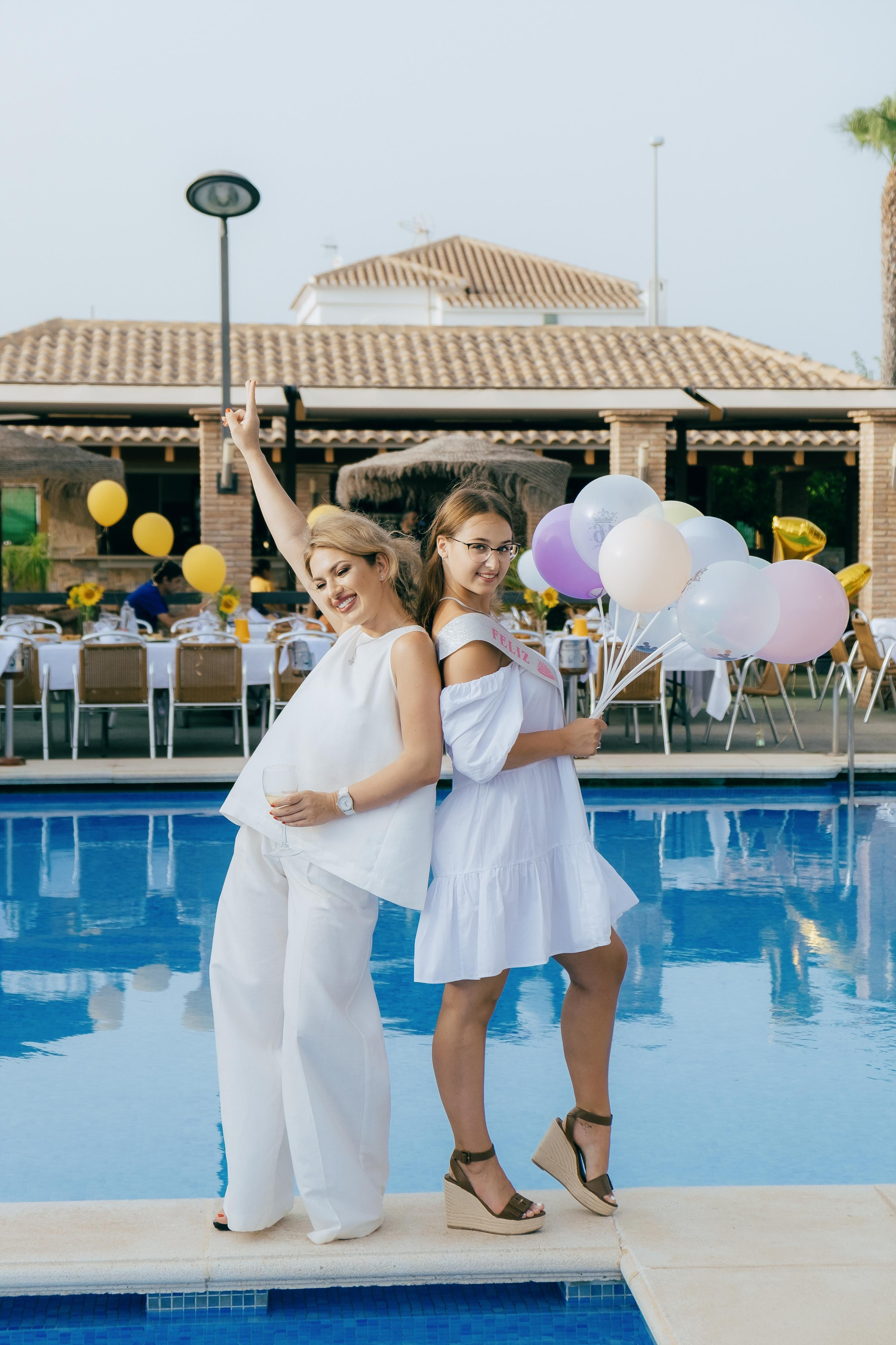 Photographer for birthday in Torre de la Horadada — lively and stylish shots