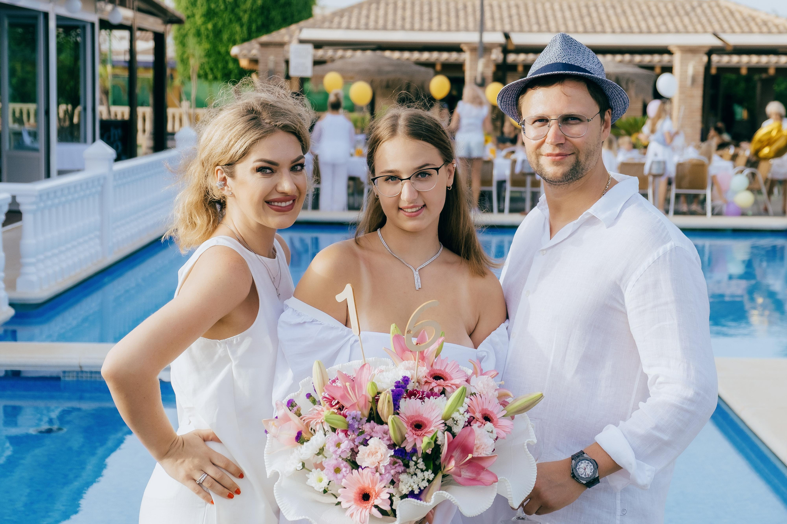 Photographer for birthday in Torre de la Horadada — lively and stylish shots