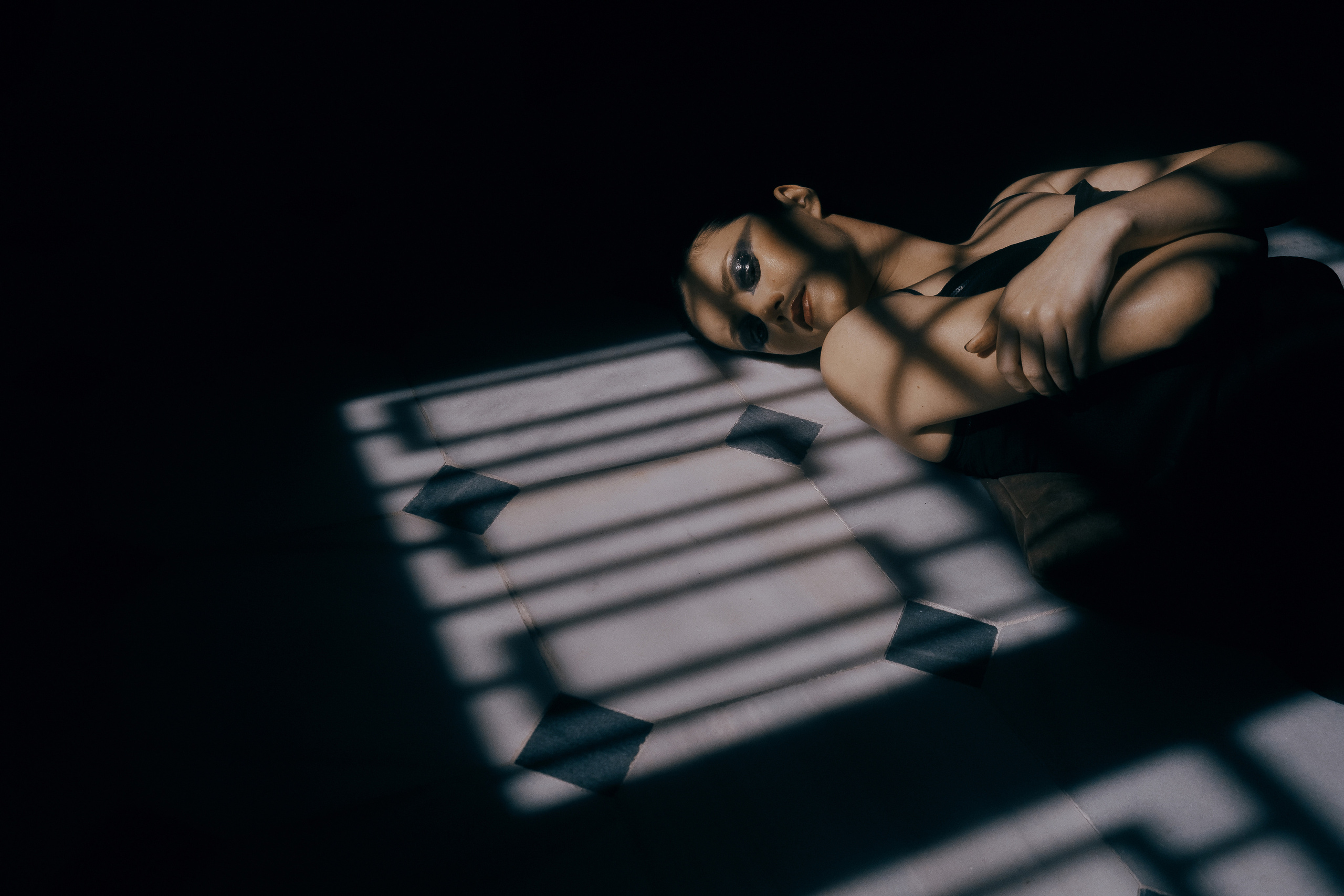 Black Swan. Атмосферная студийная фотосессия