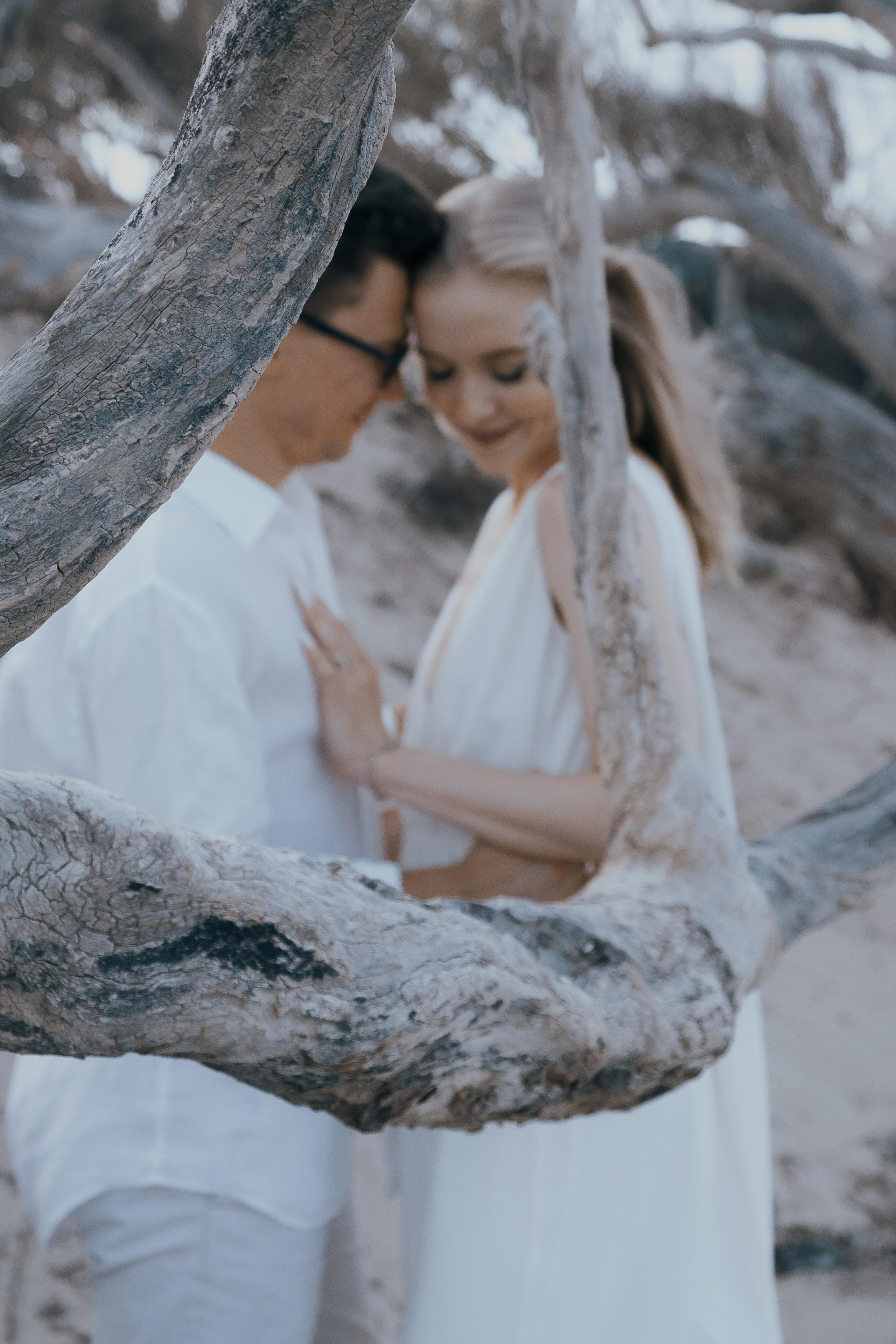 Vika & Slava: Лав стори на диком пляже в Испании