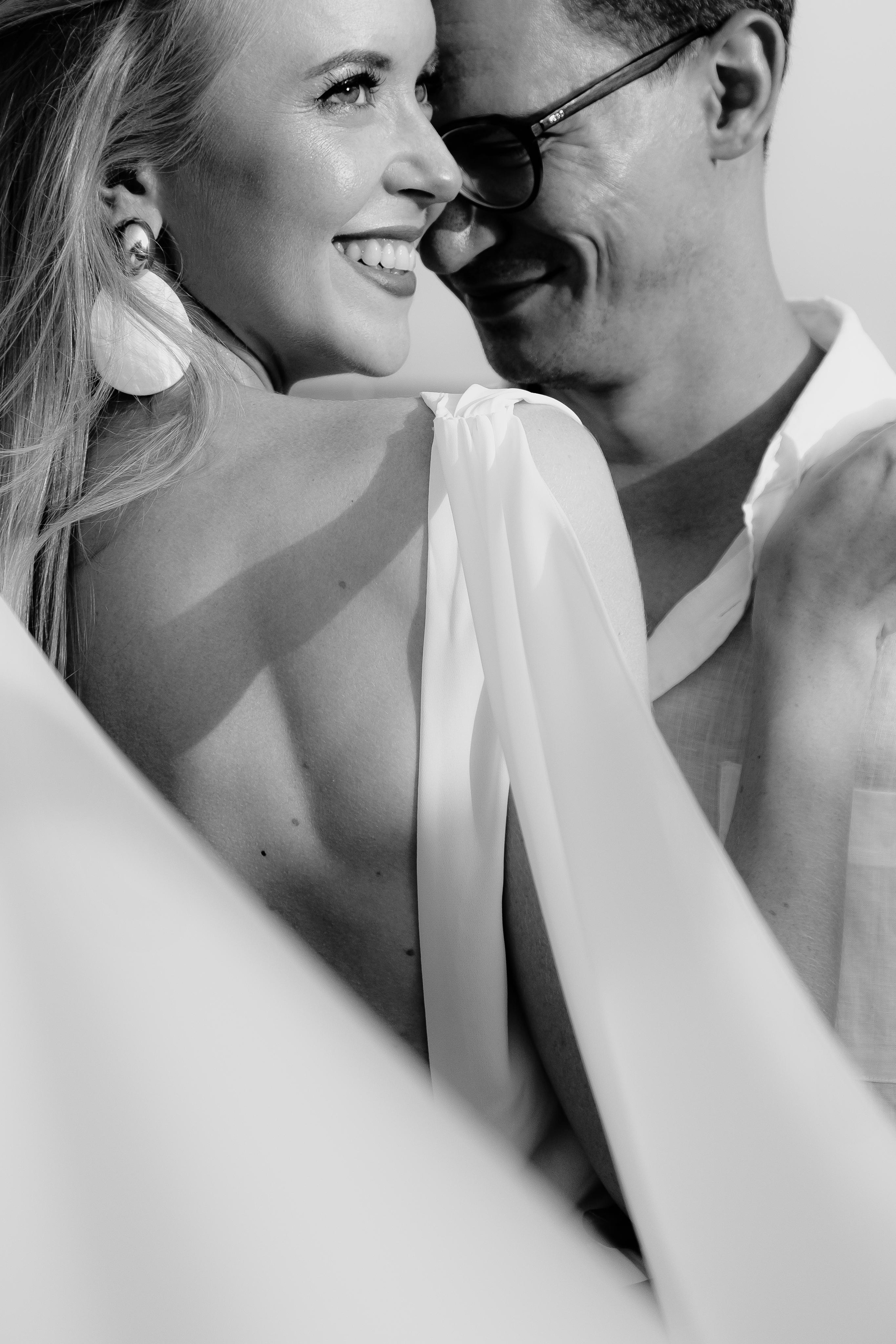 Vika & Slava: Лав стори на диком пляже в Испании