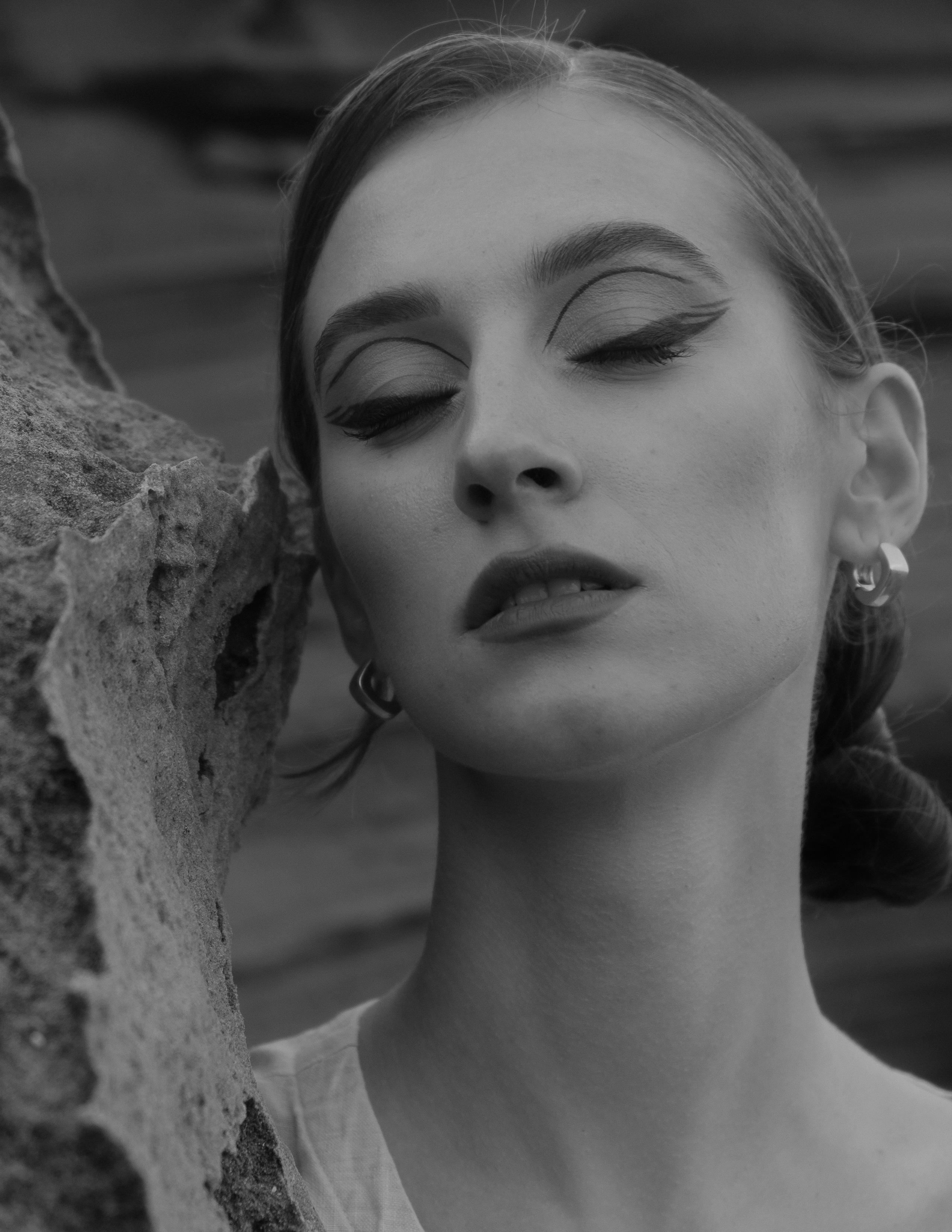 Atmospheric stylized photo shoot by the sea