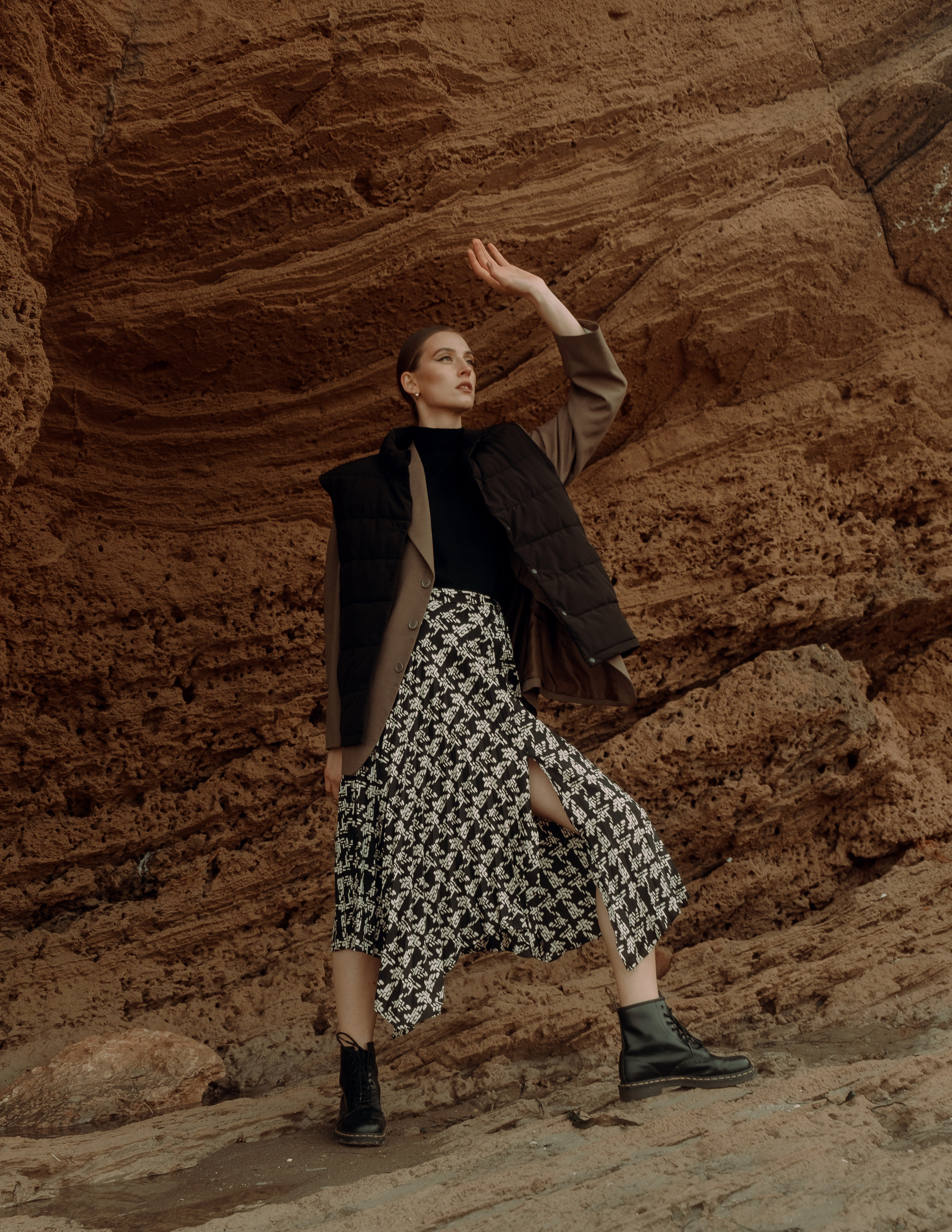 Atmospheric stylized photo shoot by the sea