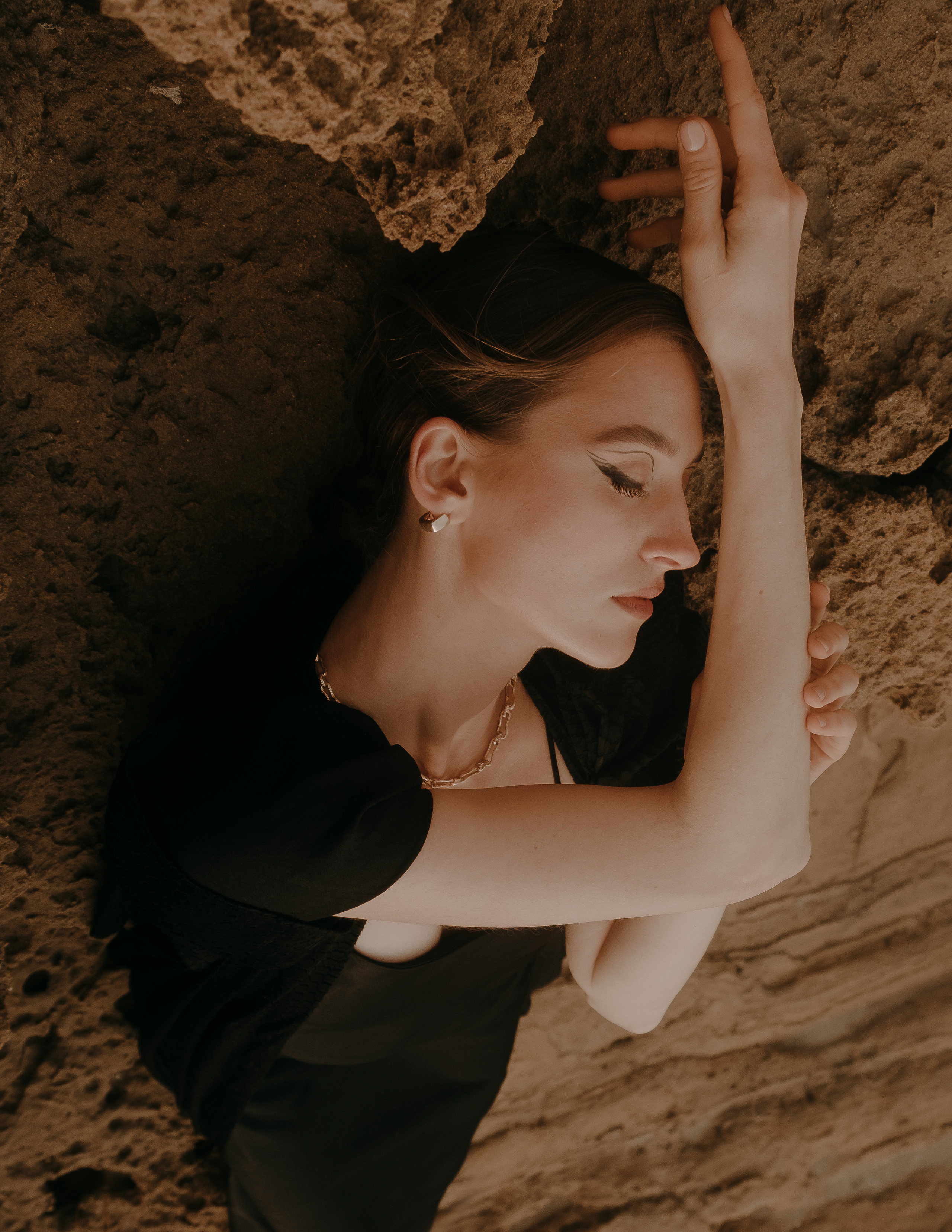 Atmospheric stylized photo shoot by the sea