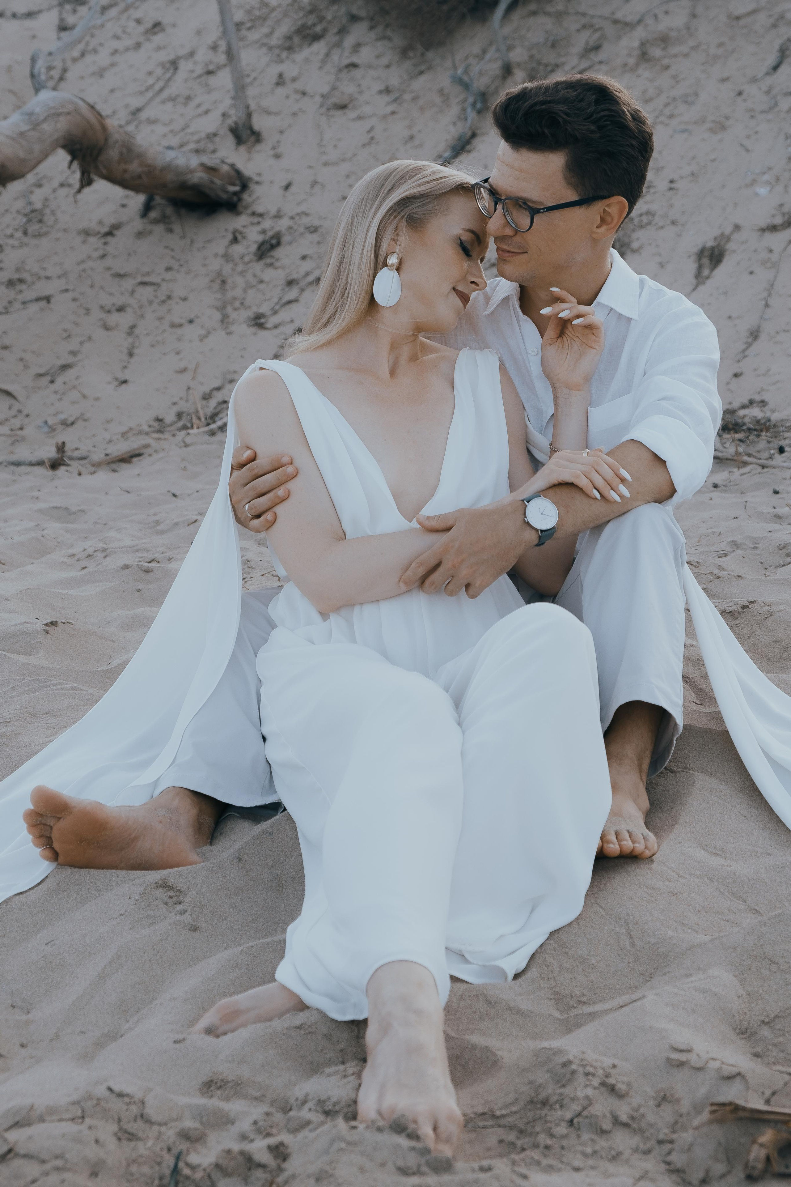 Vika & Slava: Лав стори на диком пляже в Испании