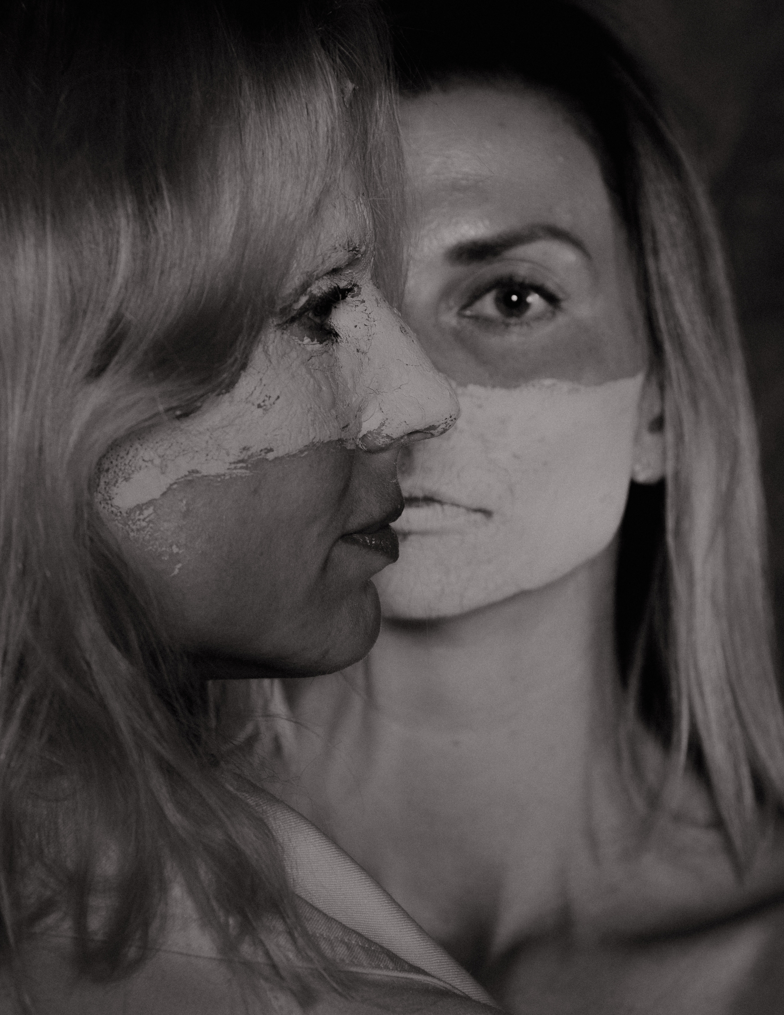 Coherence. Креативная арт-фотосессия с двумя девушками