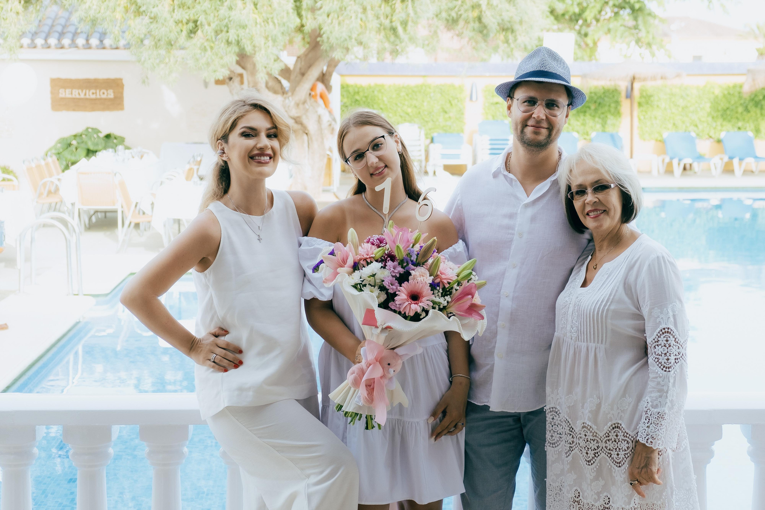 Photographer for birthday in Torre de la Horadada — lively and stylish shots