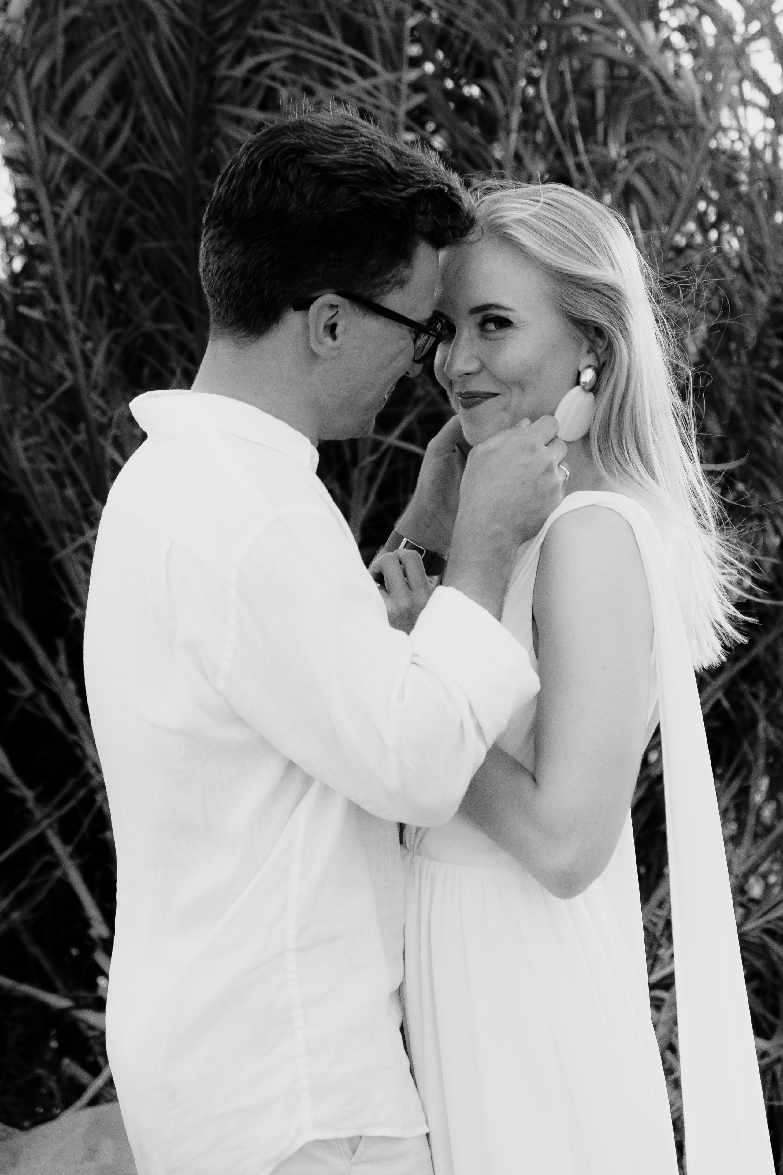 Vika & Slava: Лав стори на диком пляже в Испании