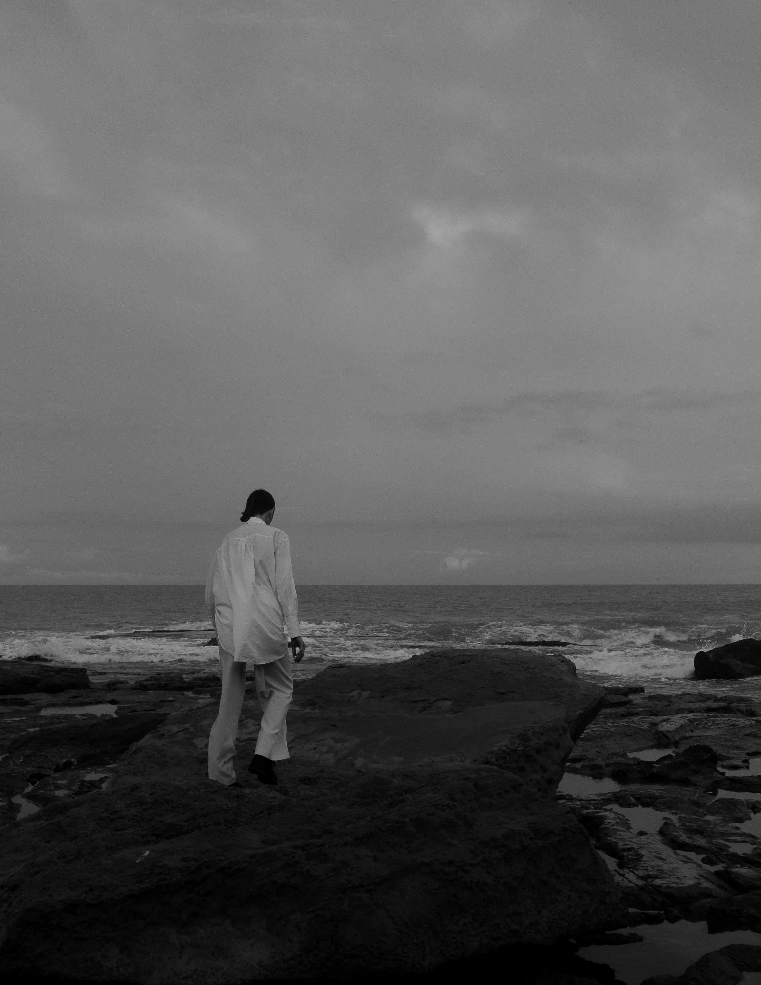 Atmospheric stylized photo shoot by the sea