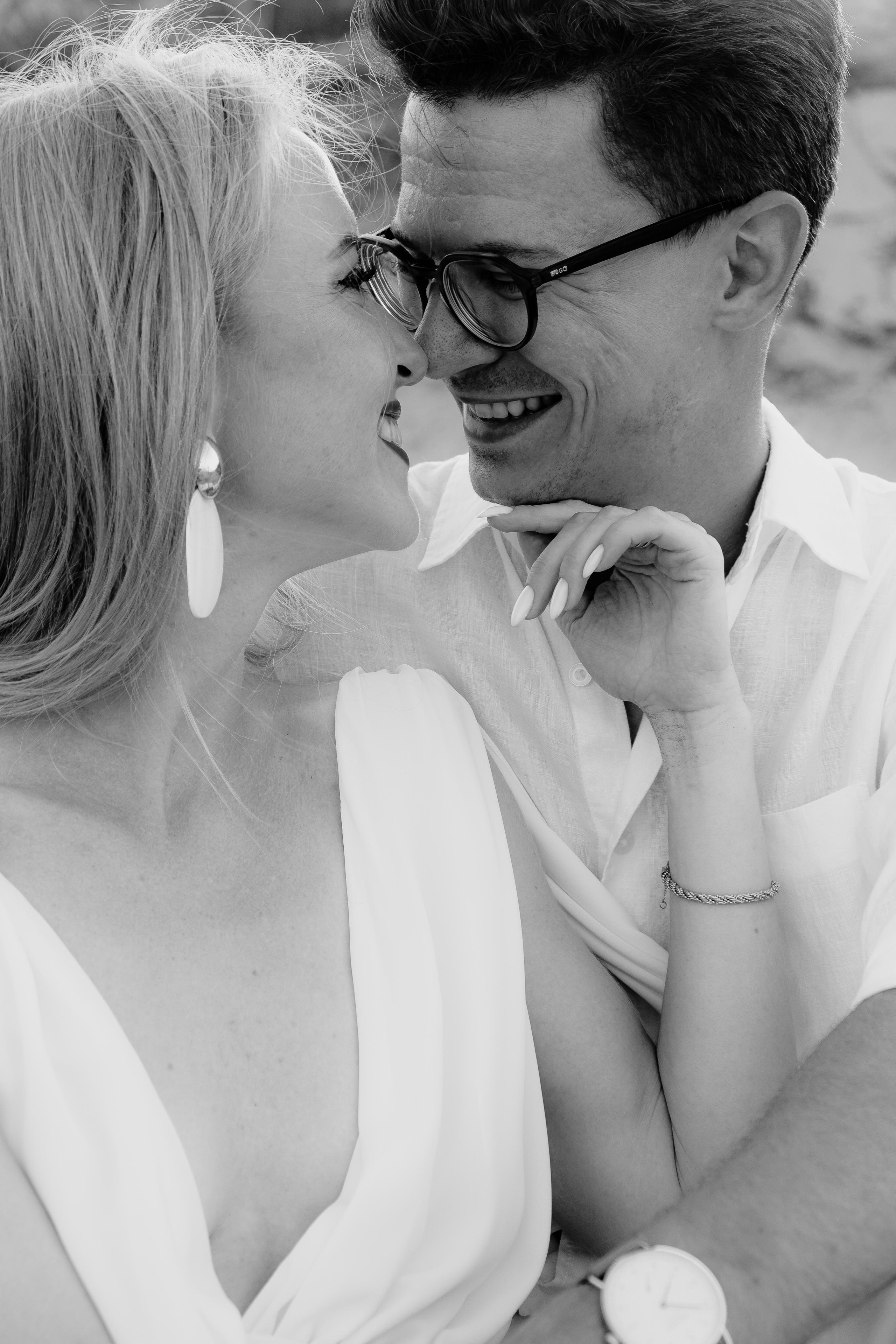 Vika & Slava: Лав стори на диком пляже в Испании