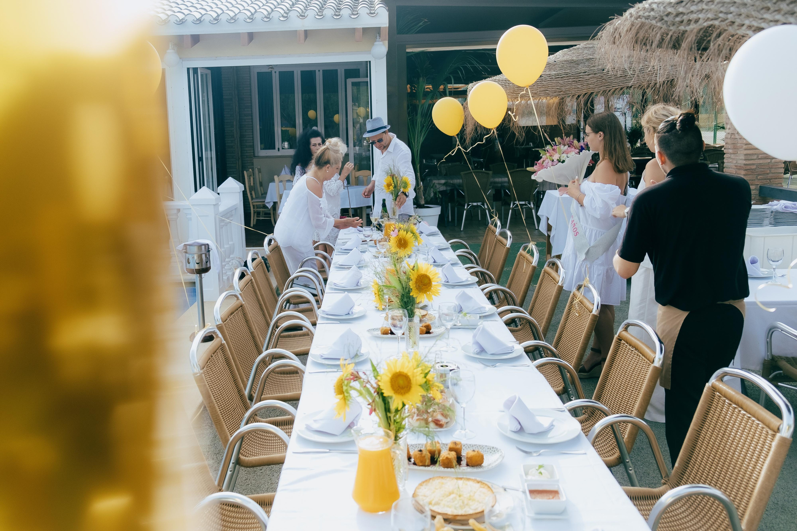 Photographer for birthday in Torre de la Horadada — lively and stylish shots