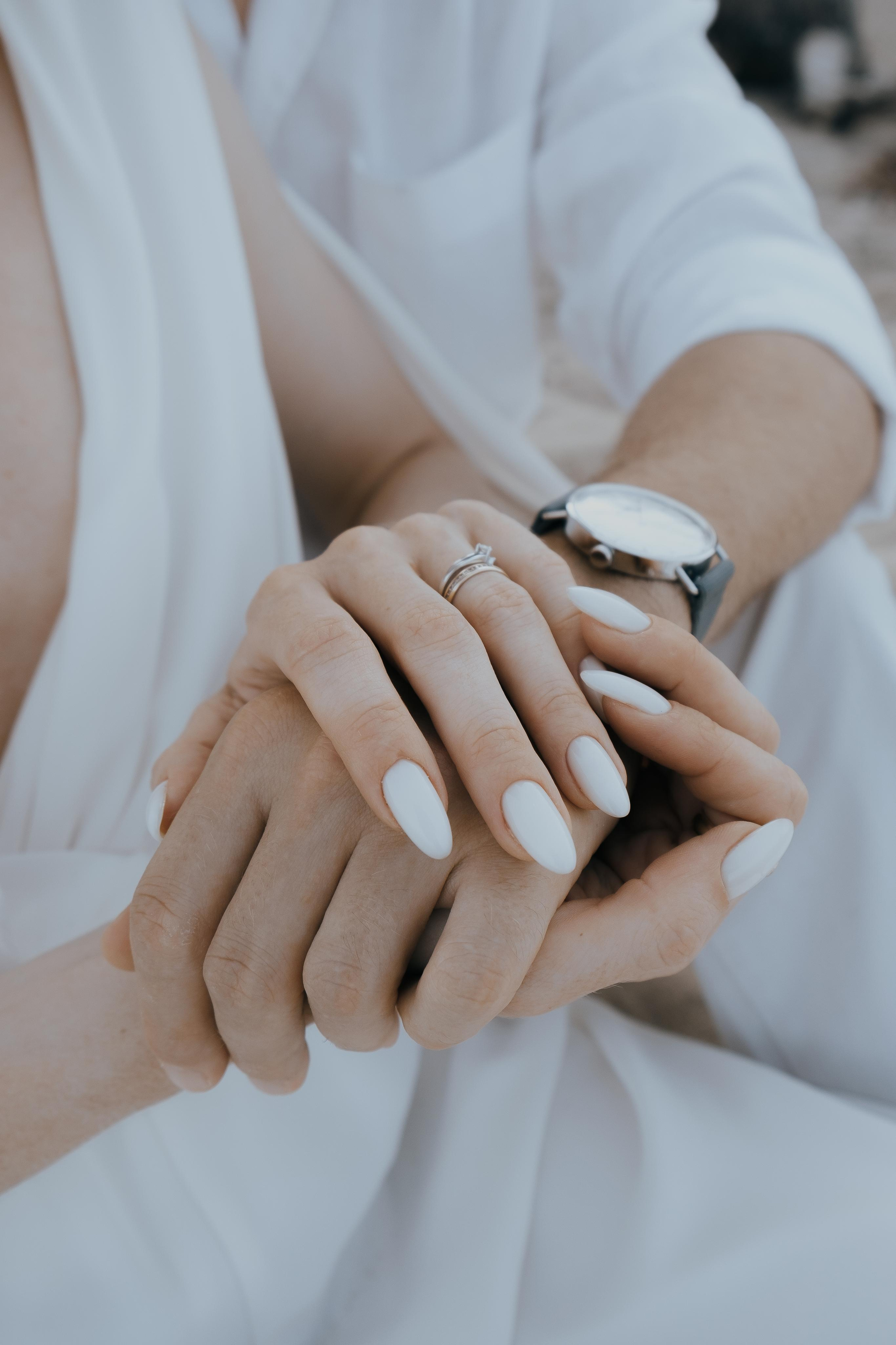 Vika & Slava: Лав стори на диком пляже в Испании