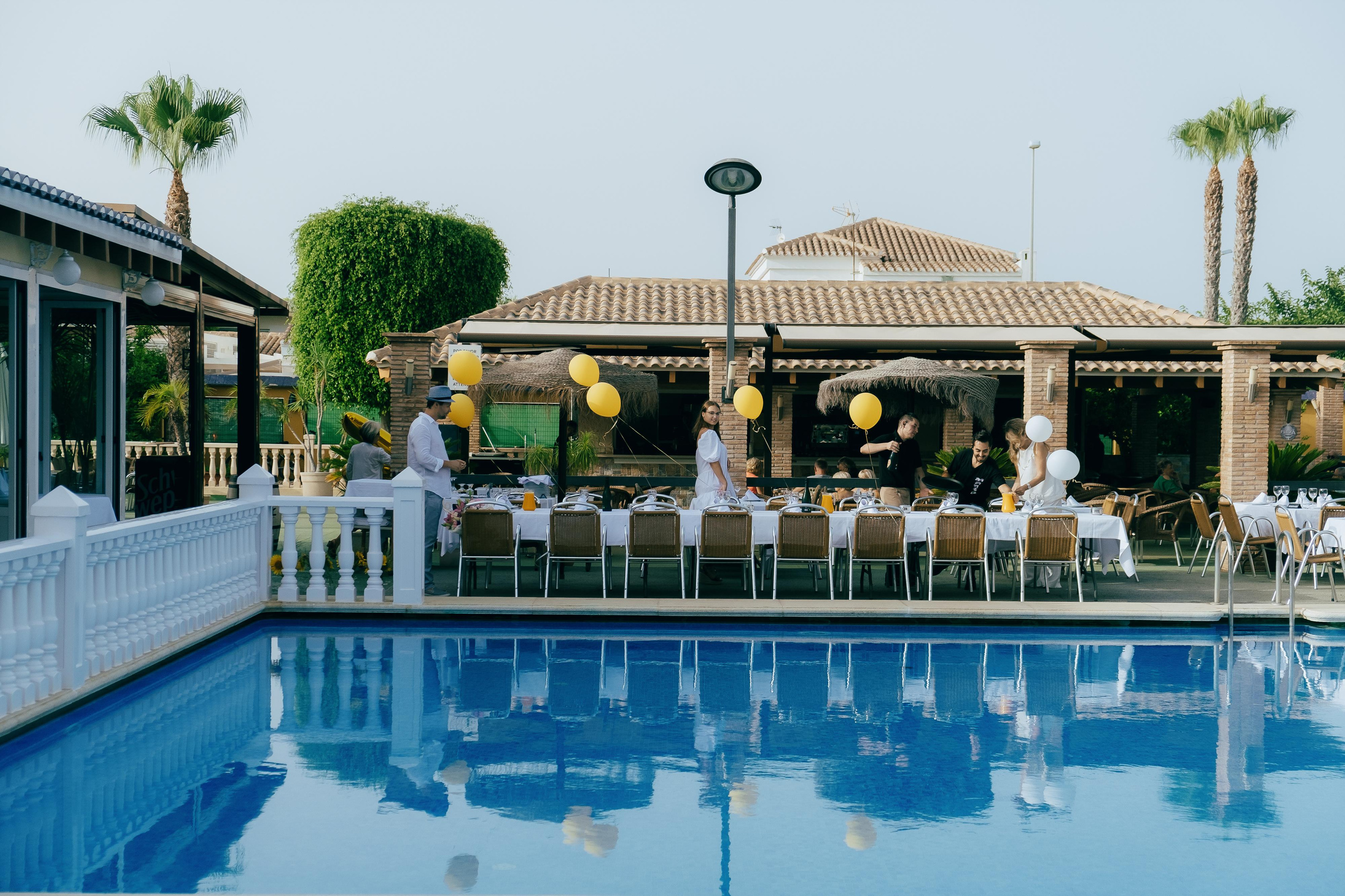 Photographer for birthday in Torre de la Horadada — lively and stylish shots