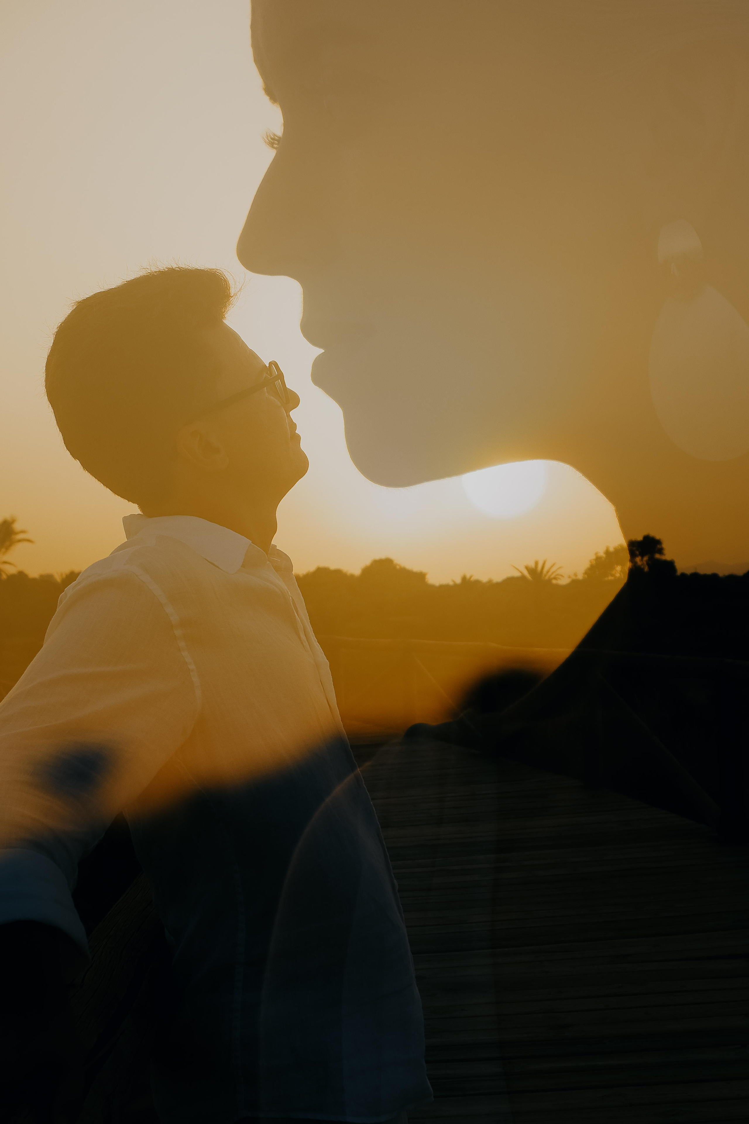 Vika & Slava: Лав стори на диком пляже в Испании