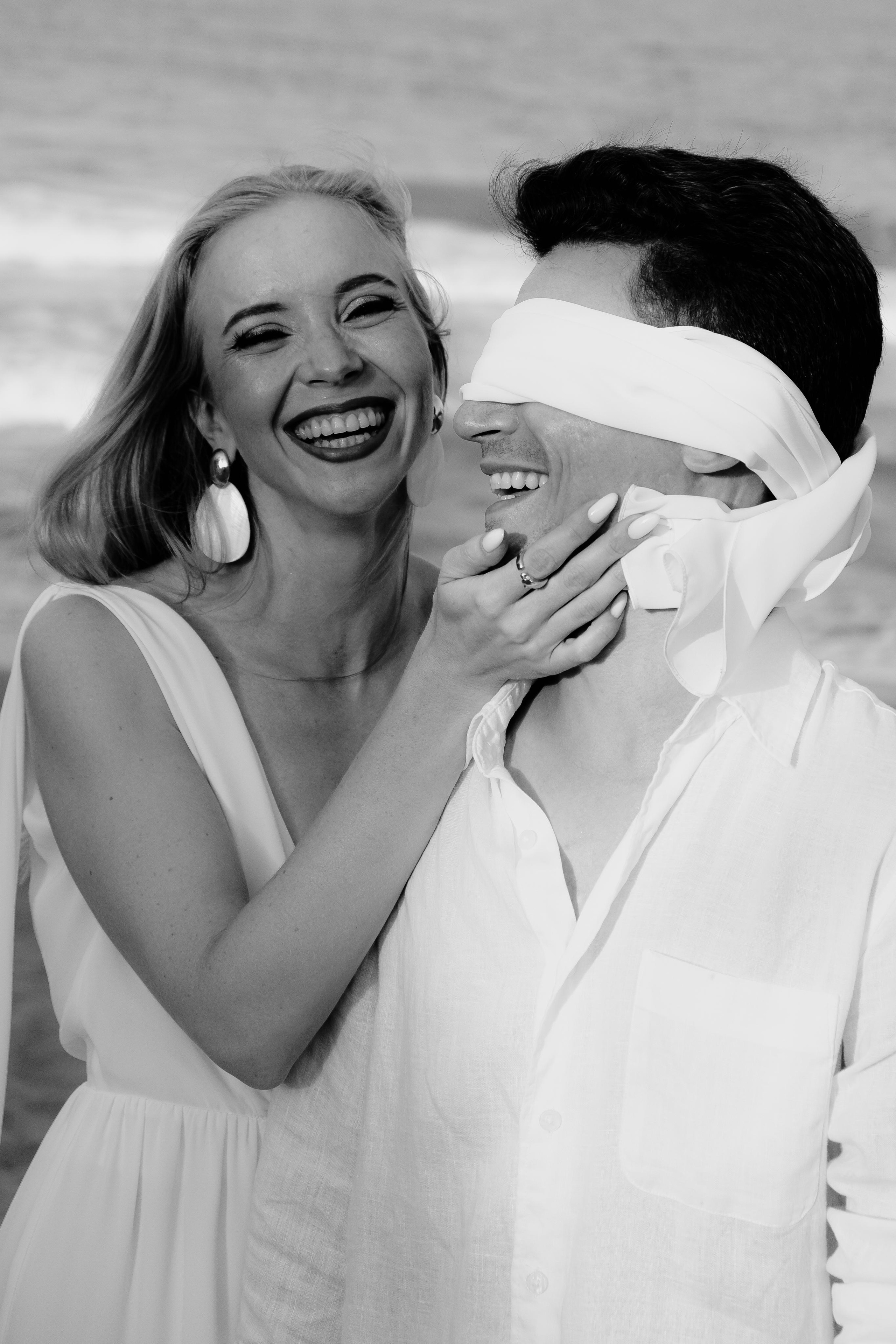 Vika & Slava: Лав стори на диком пляже в Испании