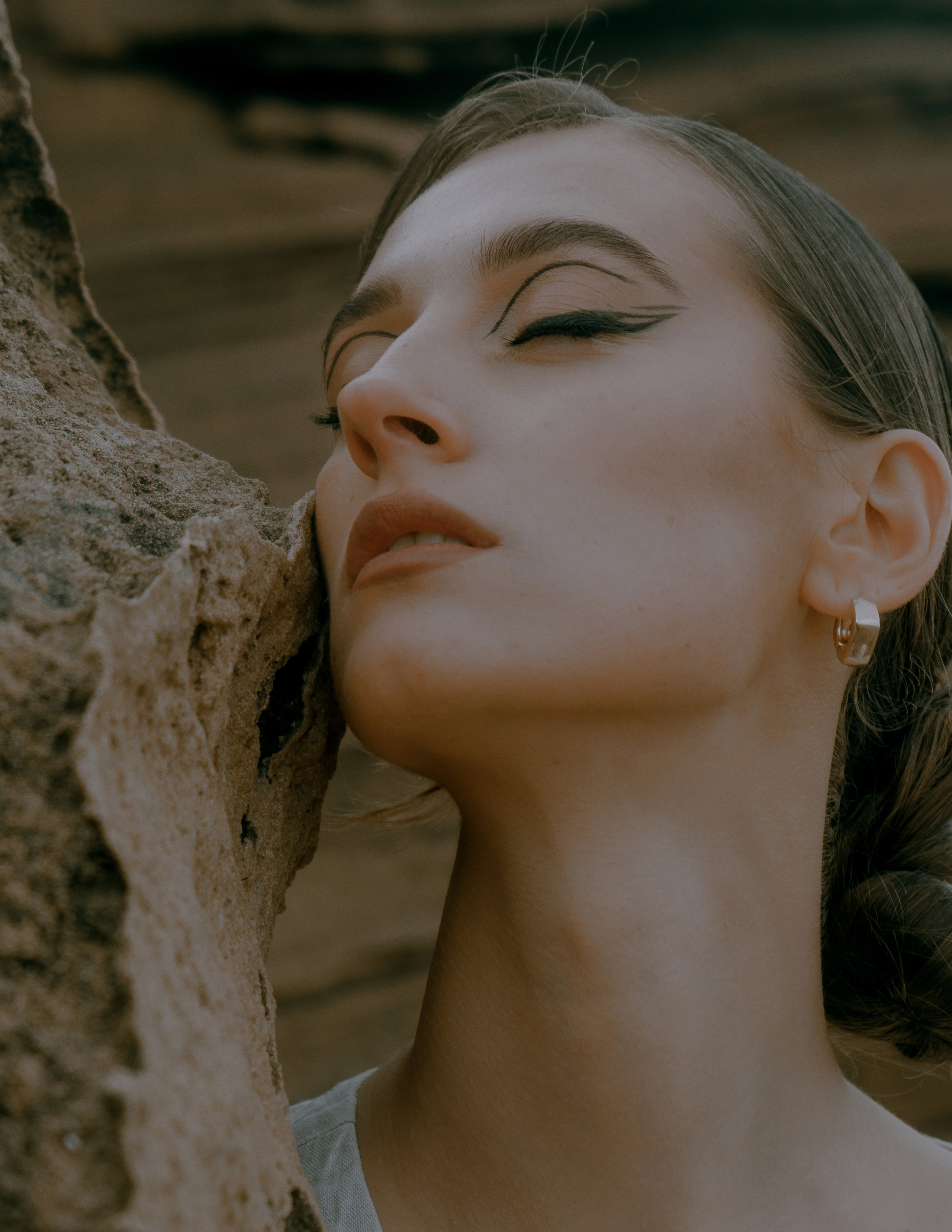 Atmospheric stylized photo shoot by the sea