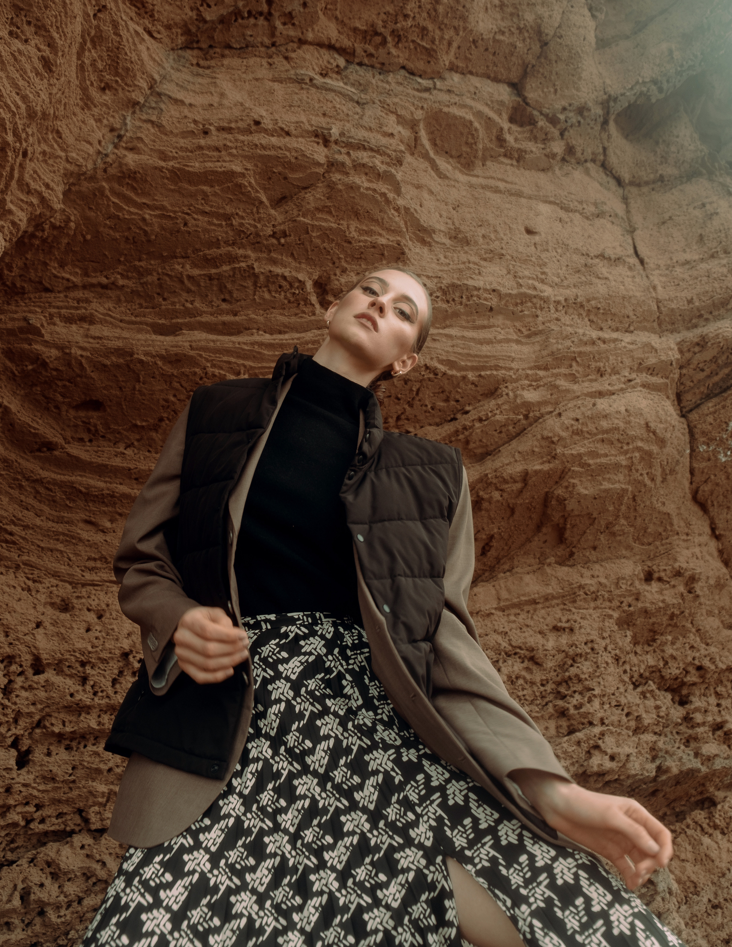 Atmospheric stylized photo shoot by the sea