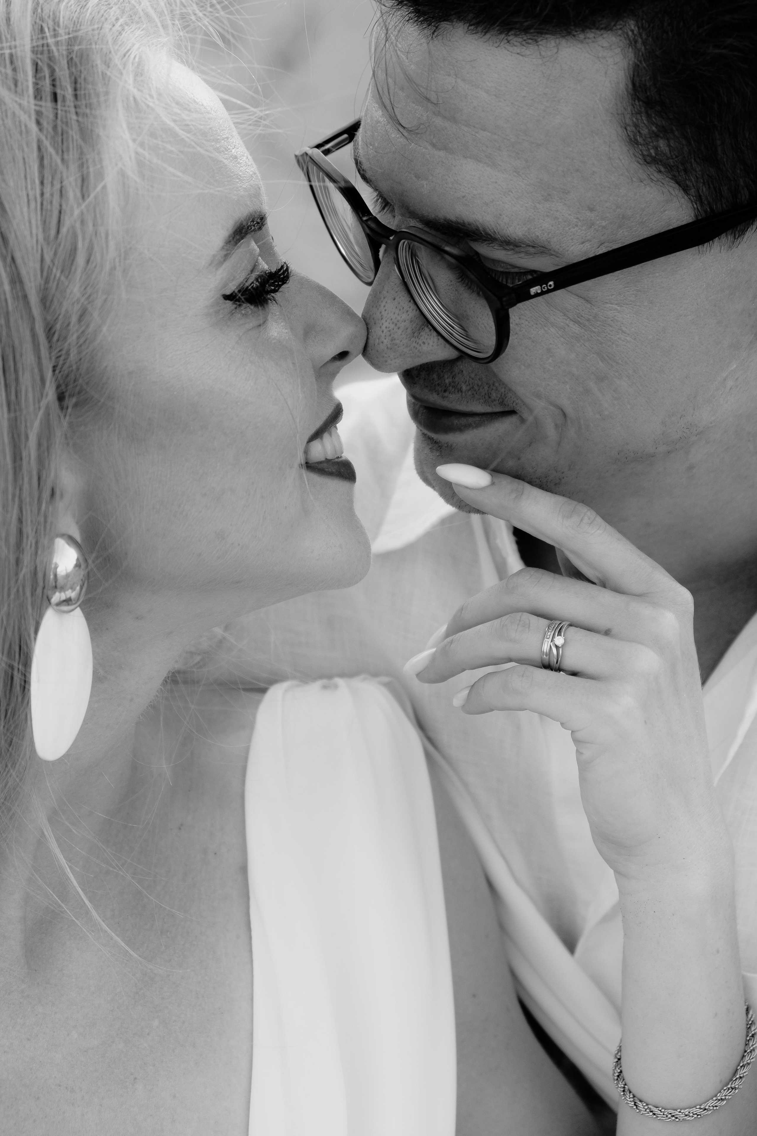 Vika & Slava: Лав стори на диком пляже в Испании